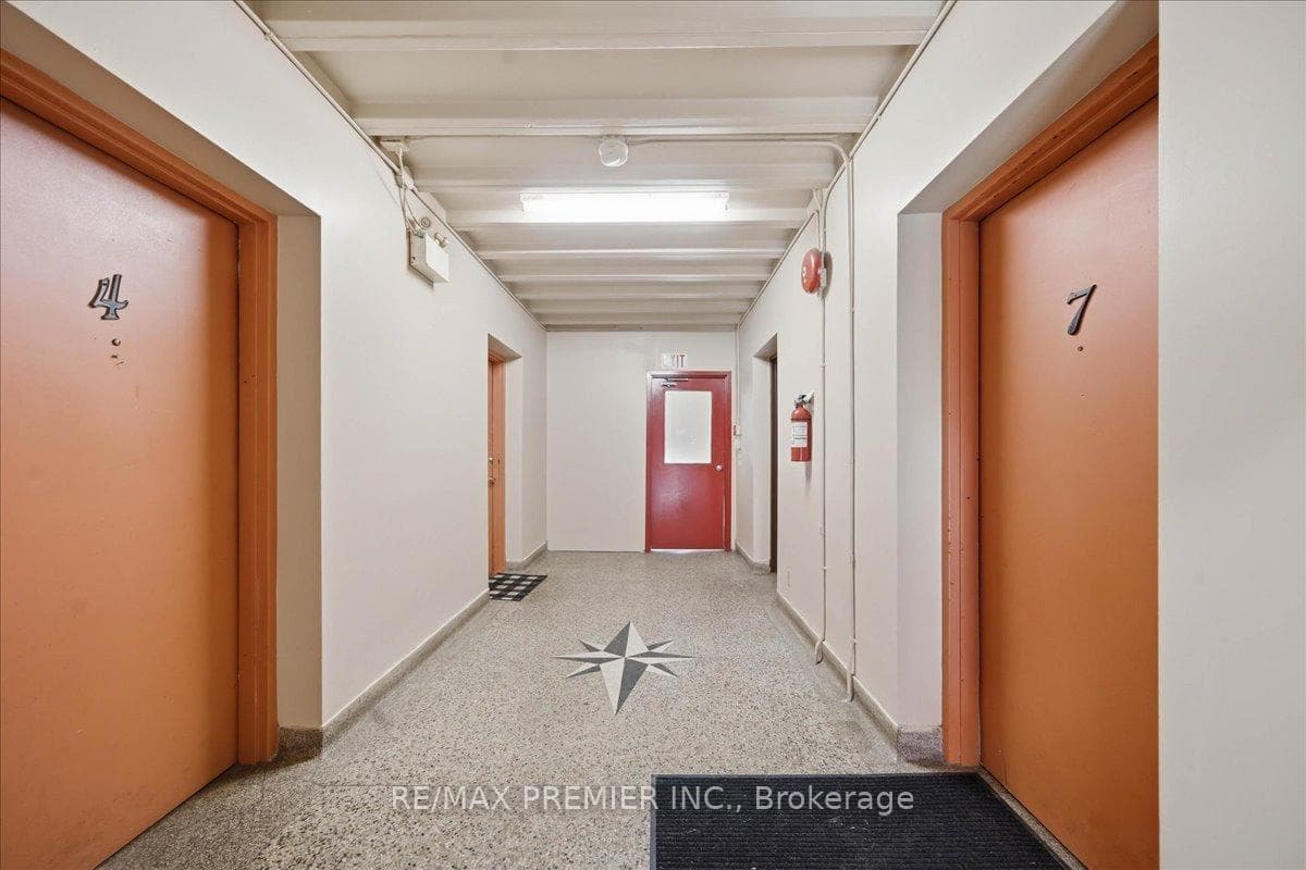 280 Weir Street photo 14