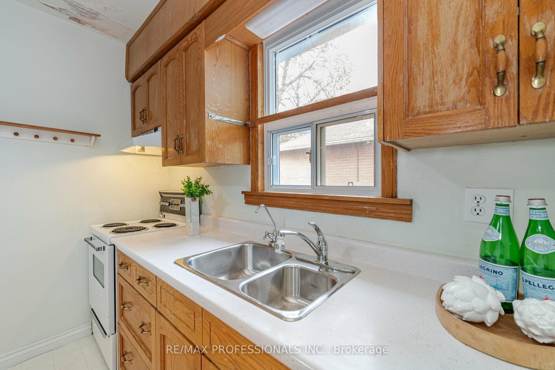 216 Shaver Avenue photo 18