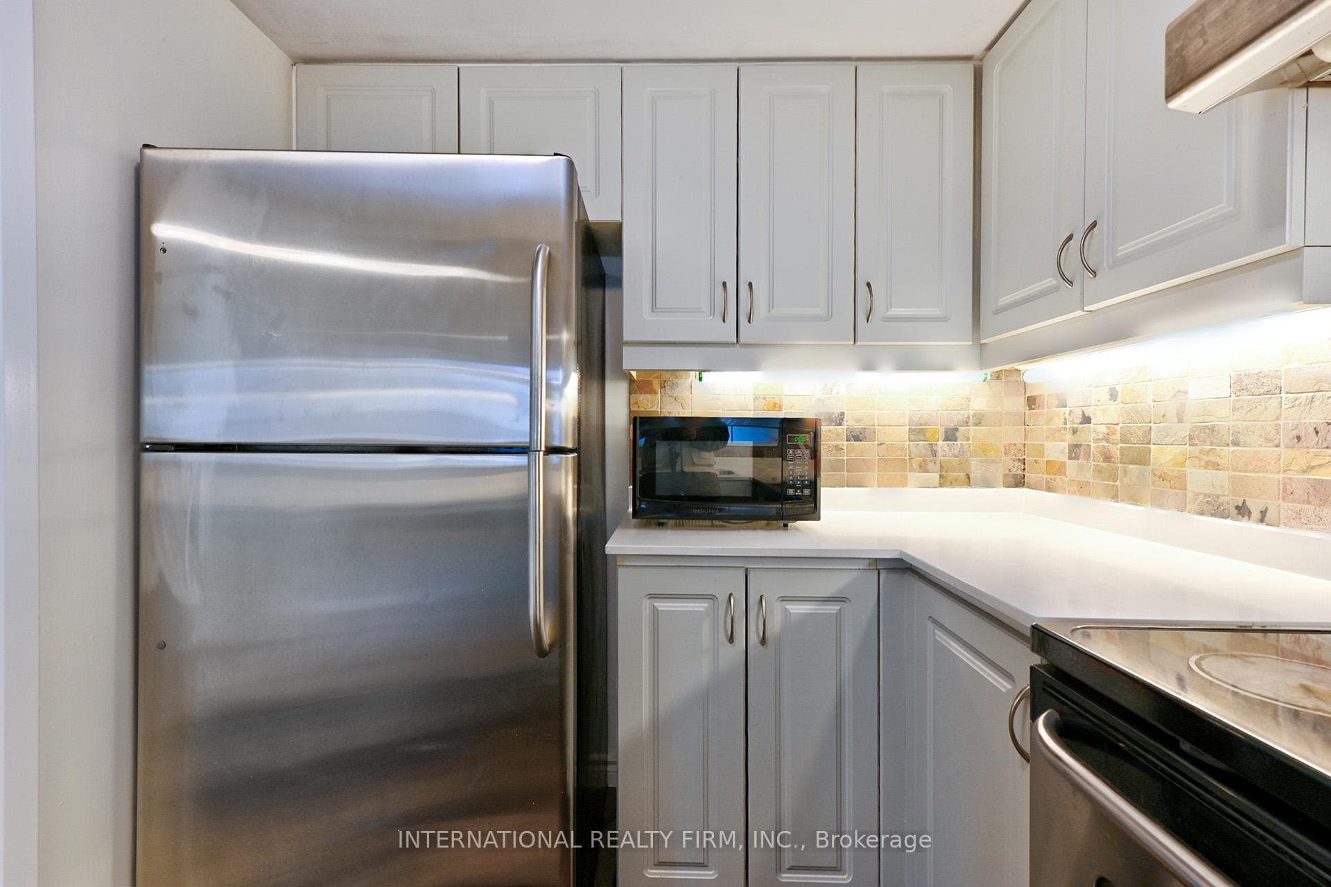 711 Bay St Street Unit 716 photo 8