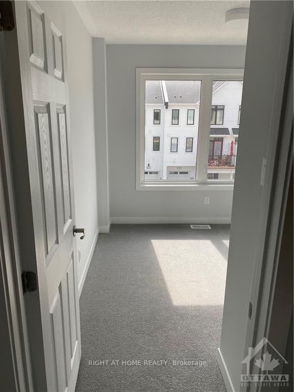 44 STITCH Mews photo 11