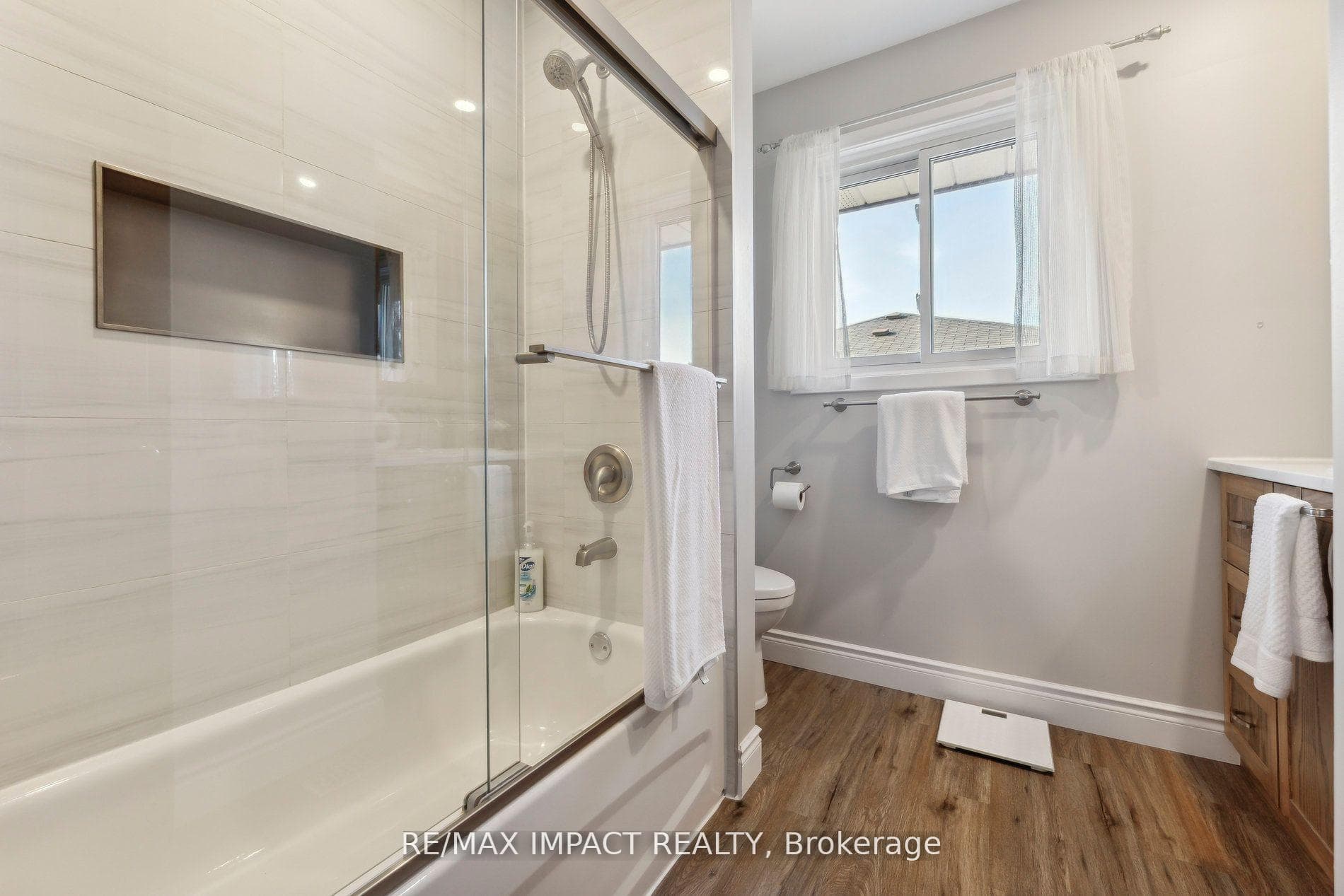 305 Poplar Street photo 20