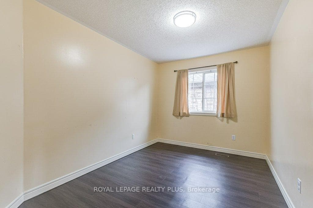5815 Rainspring Drive photo 28