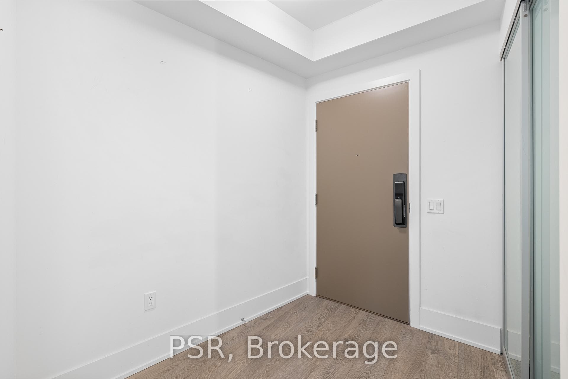 10 York Street Unit 2903 photo 21
