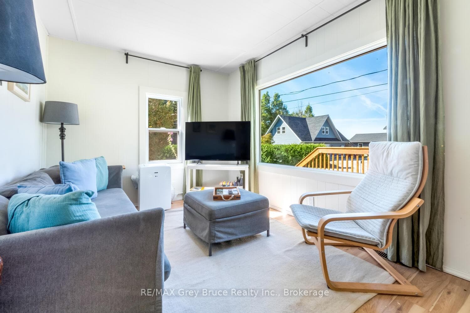 861 Pike Bay Road photo 11