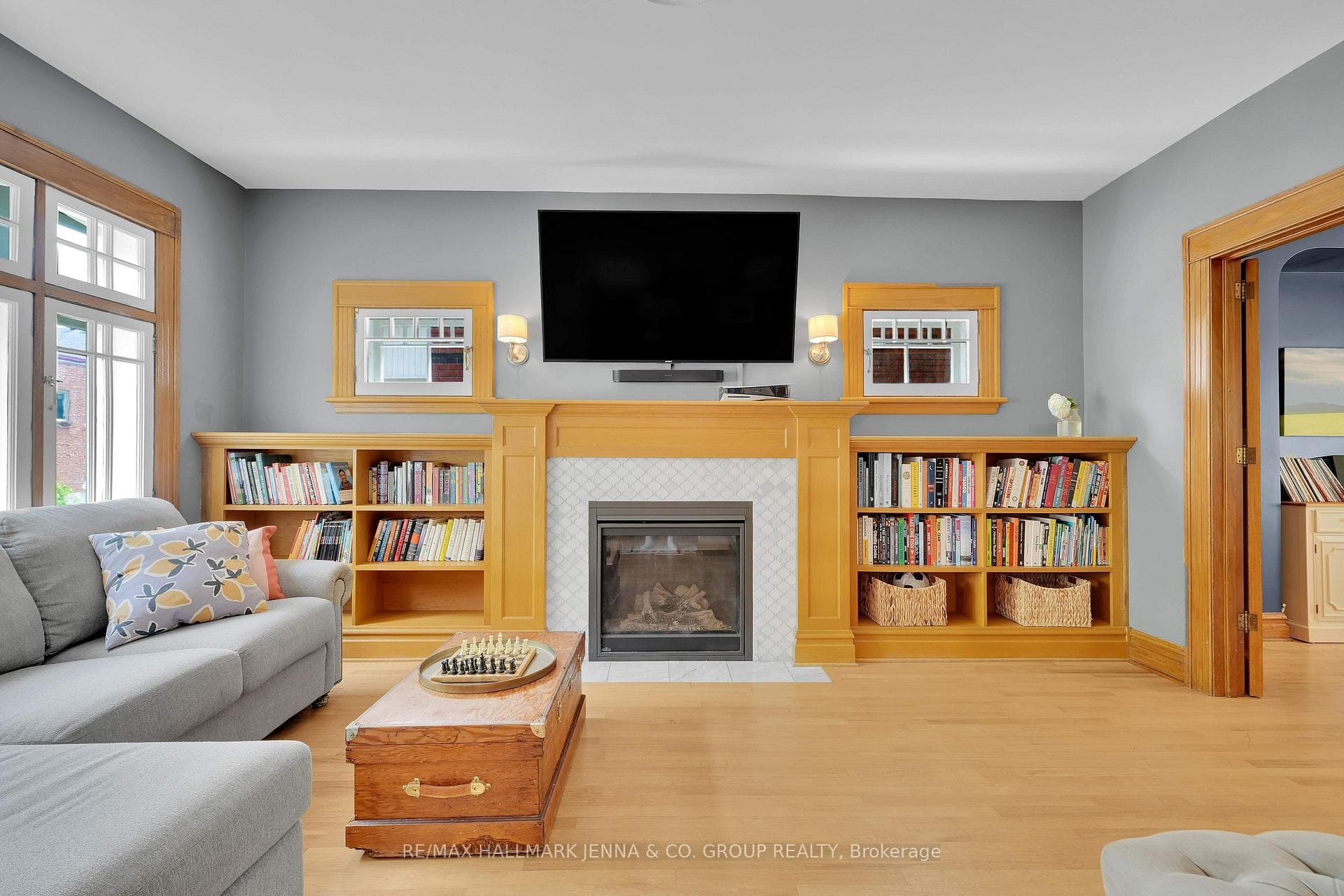 50 Willard Street photo 8
