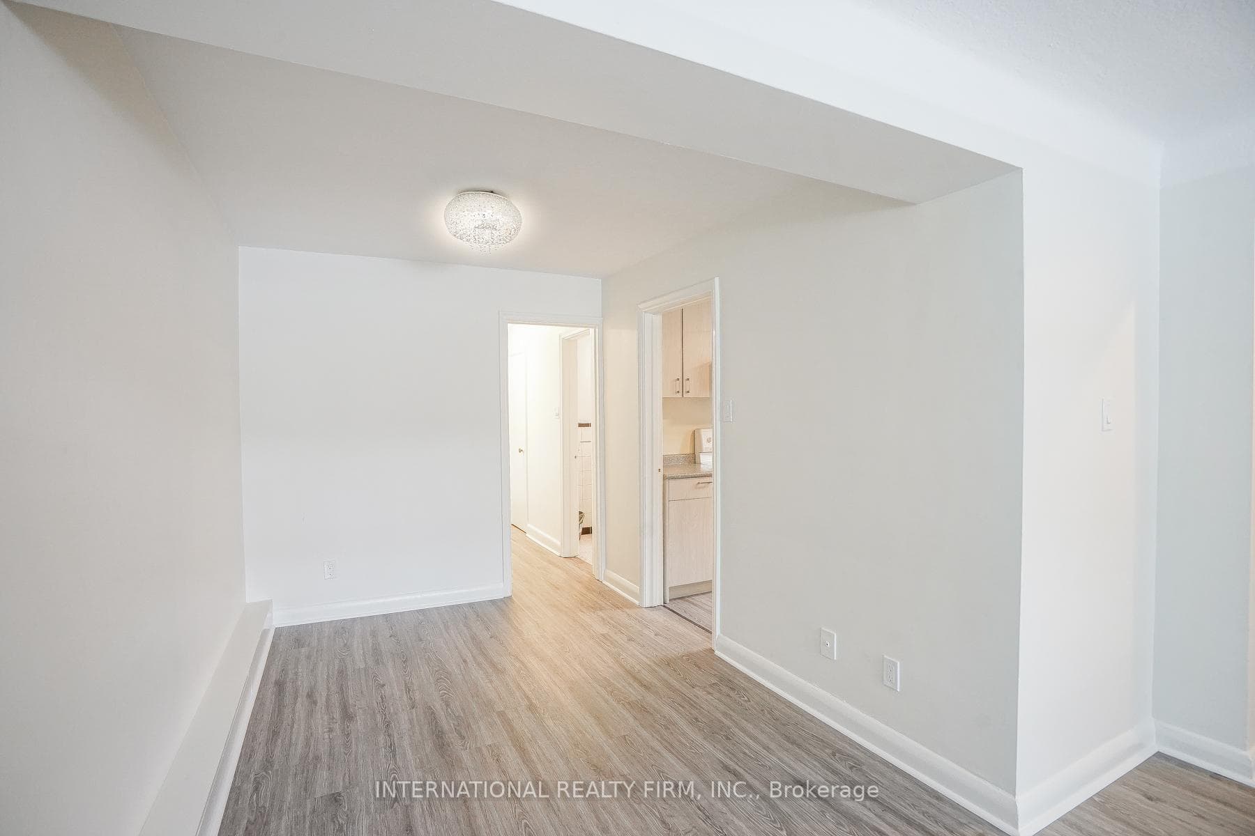 295 Indian Grove Unit 1 photo 11