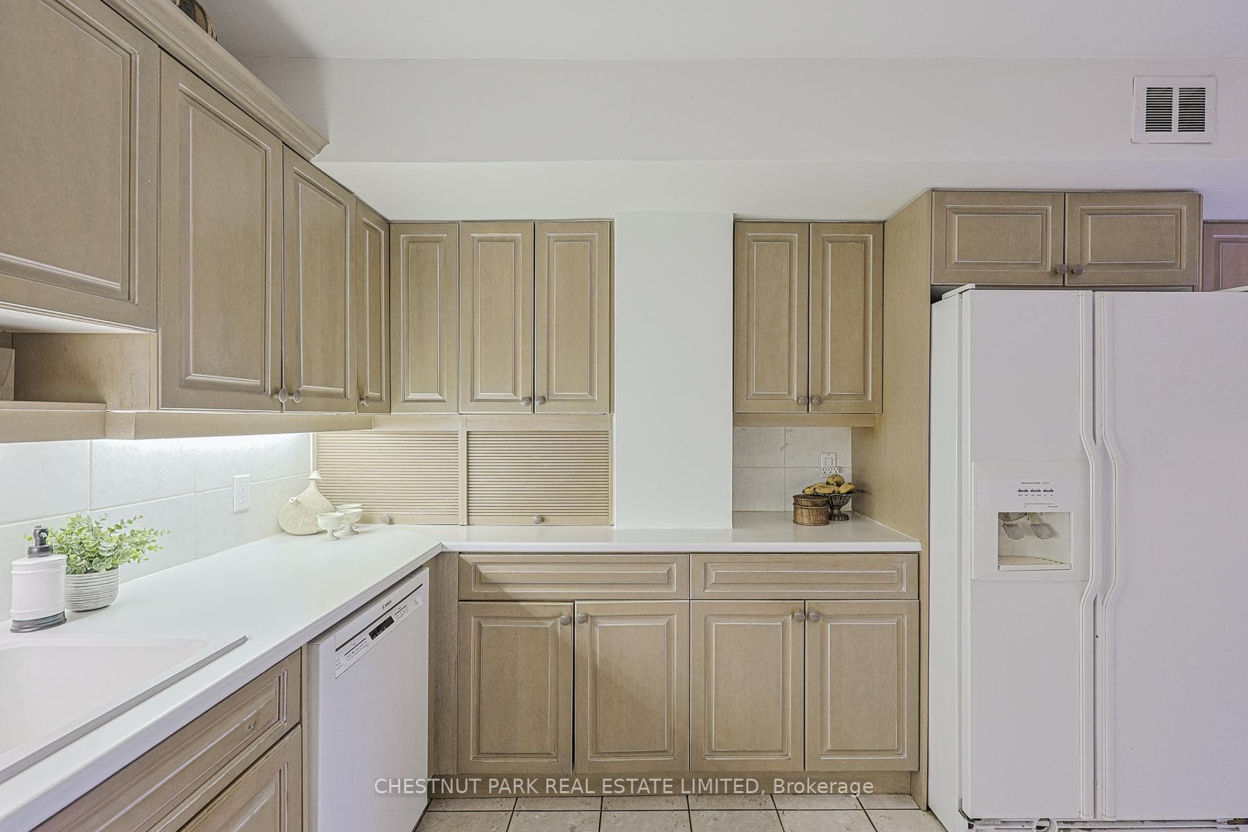70 Montclair Avenue Unit PH2 photo 20