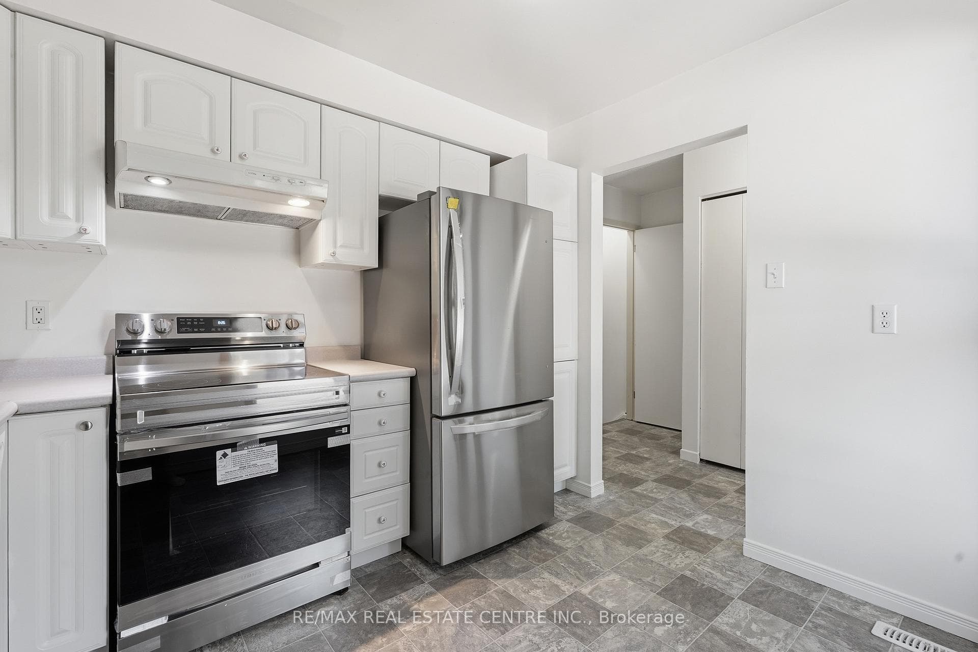 15 Green Valley Drive Unit 34 photo 12