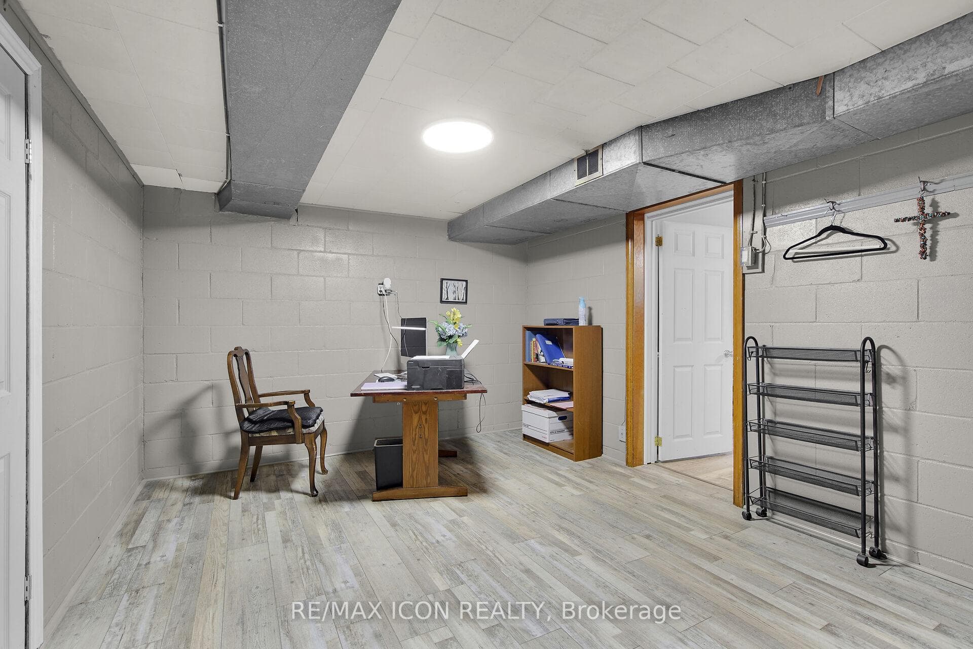 103 Brock Street photo 42