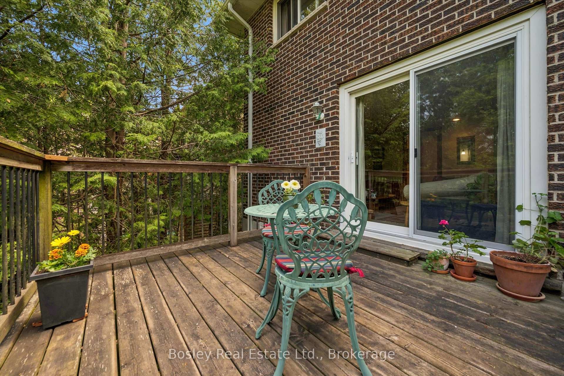 70 McNab Street photo 37
