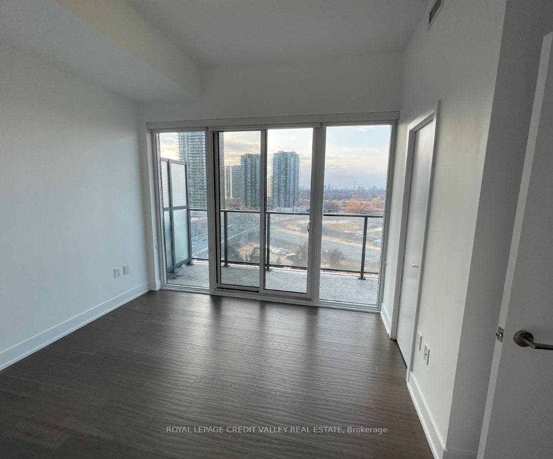 30 Shore Breeze Drive Unit 1113 photo 9