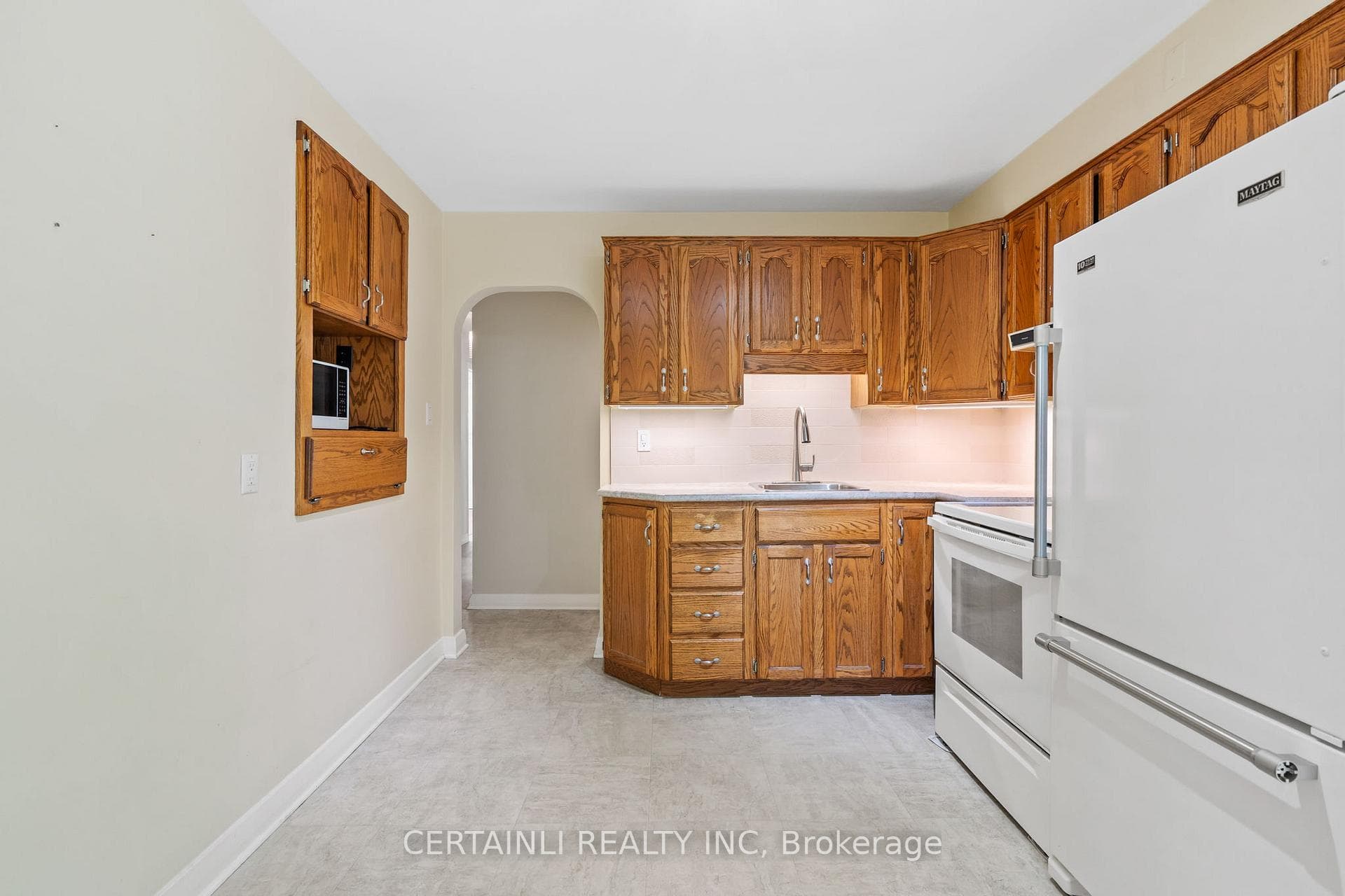 15 Hepburn Avenue photo 10