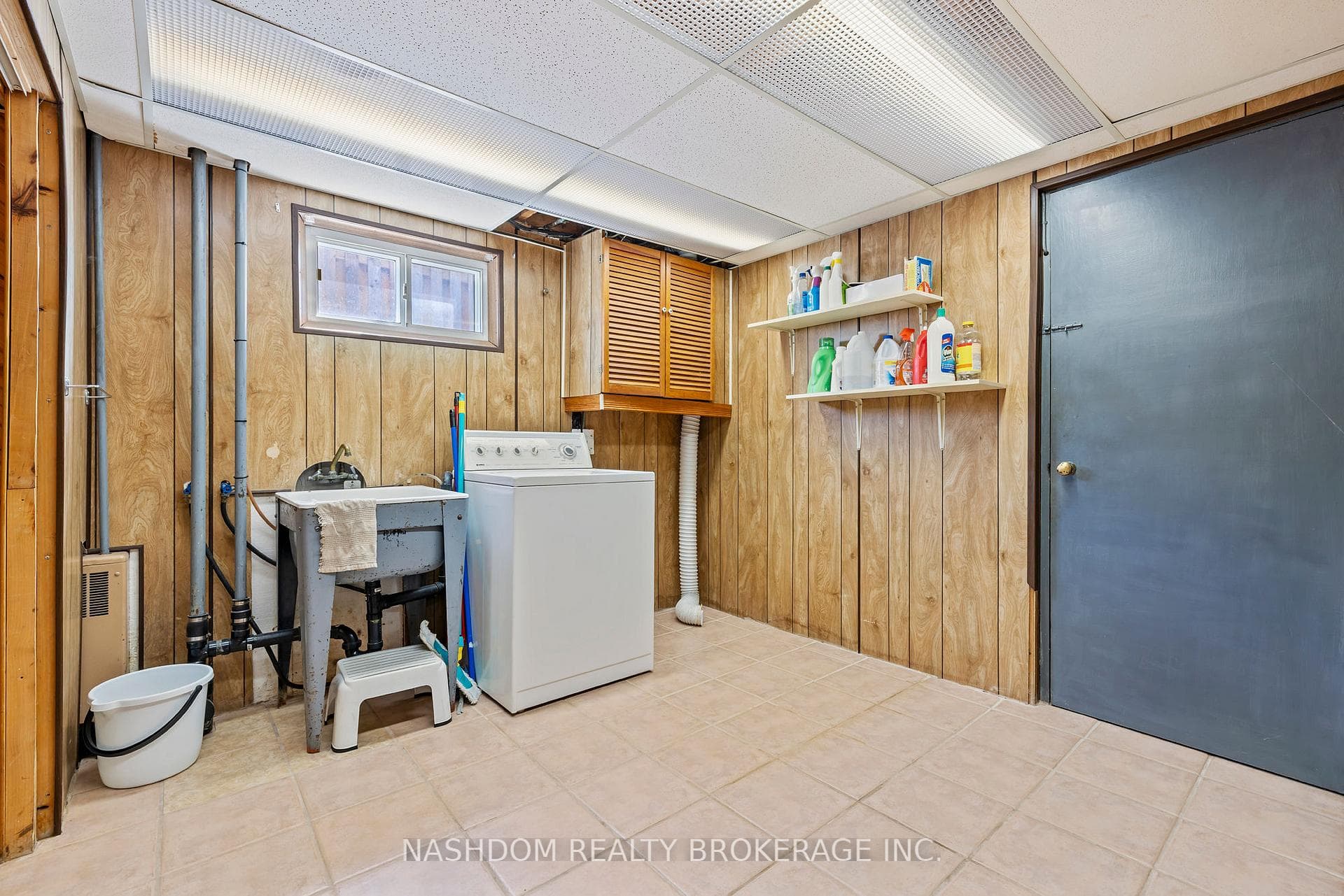 142 Fernwood Crescent photo 27