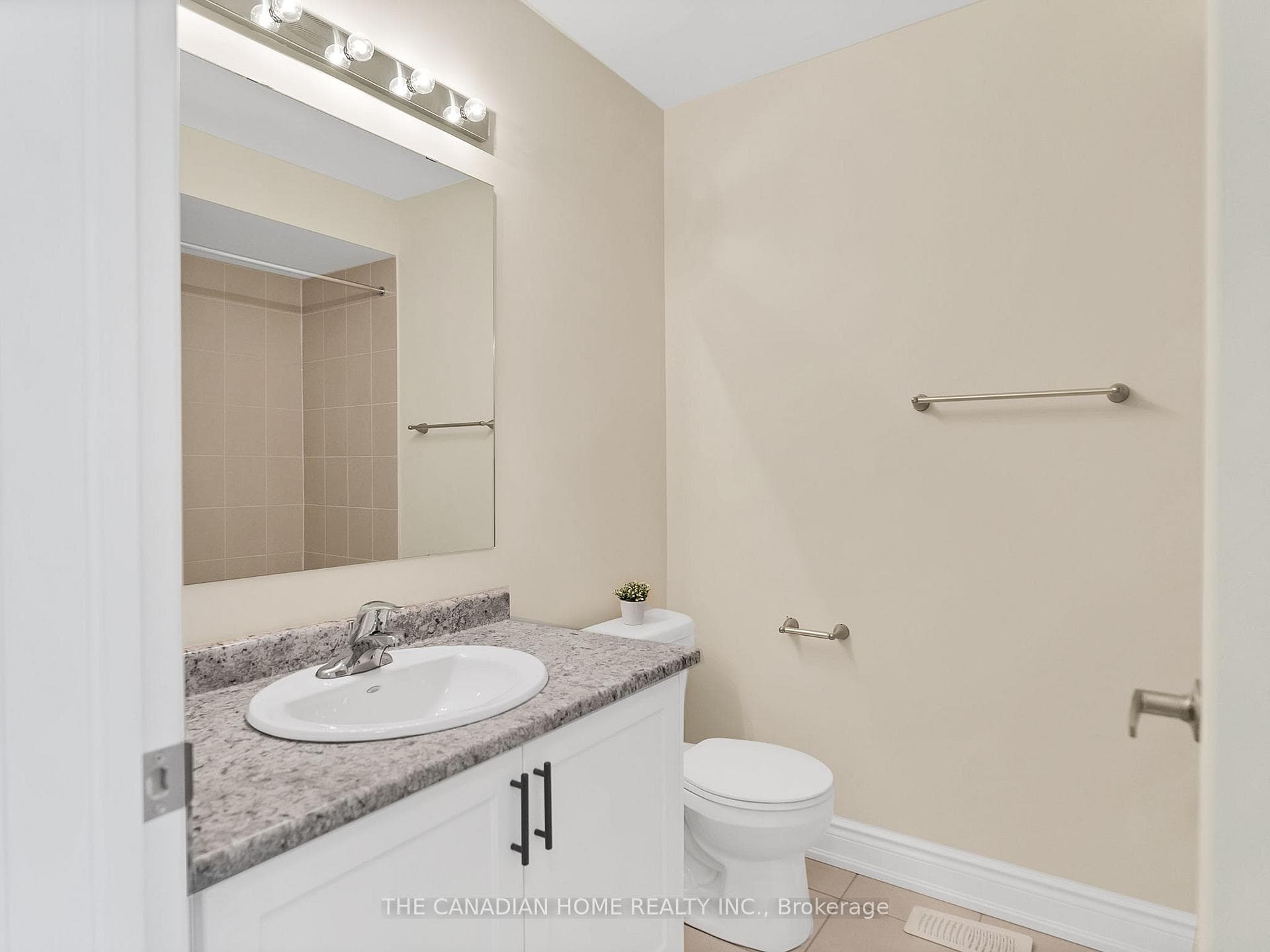 12 Marvin Avenue photo 29
