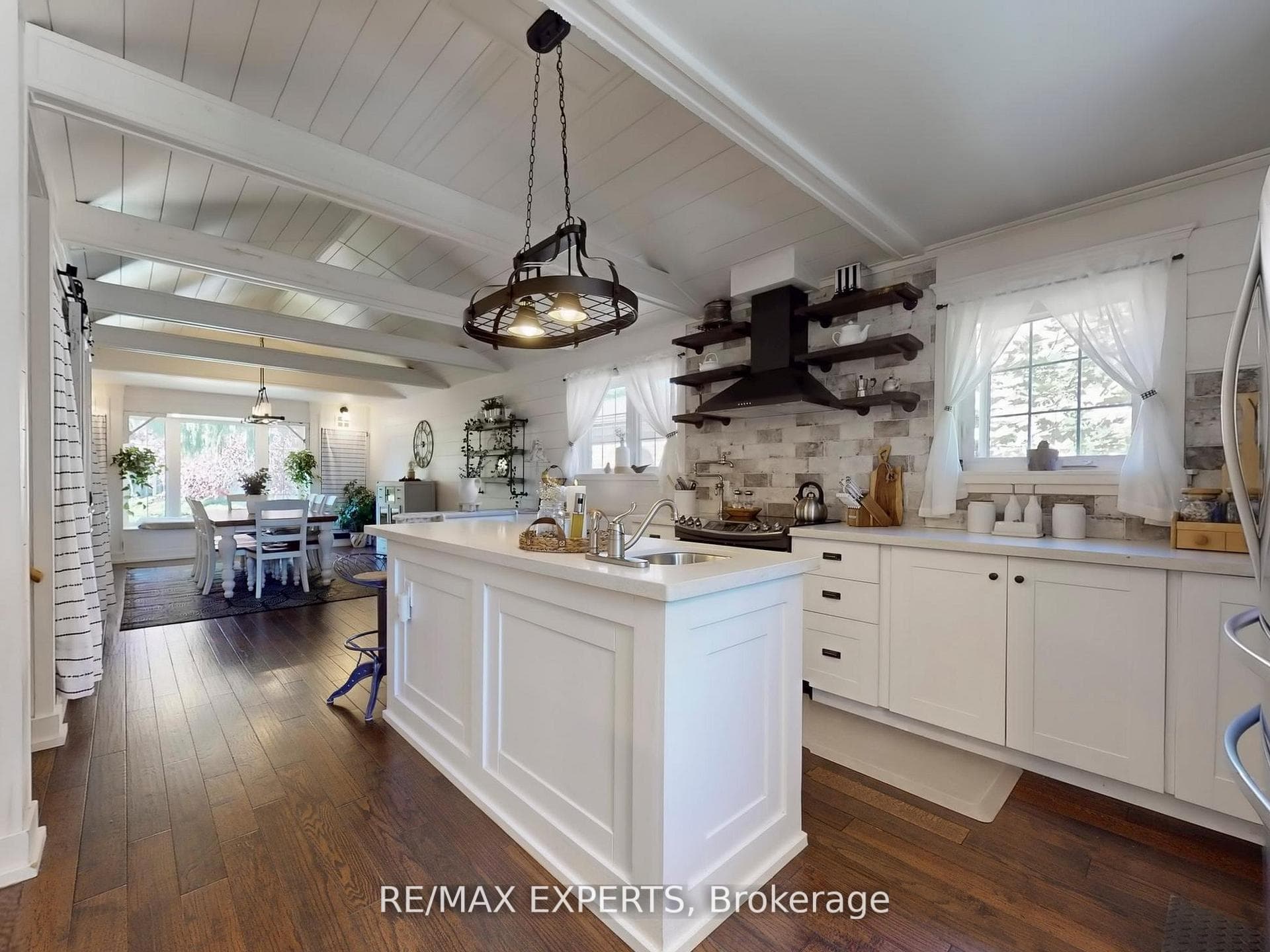 57 Pepper Tree Drive photo 6
