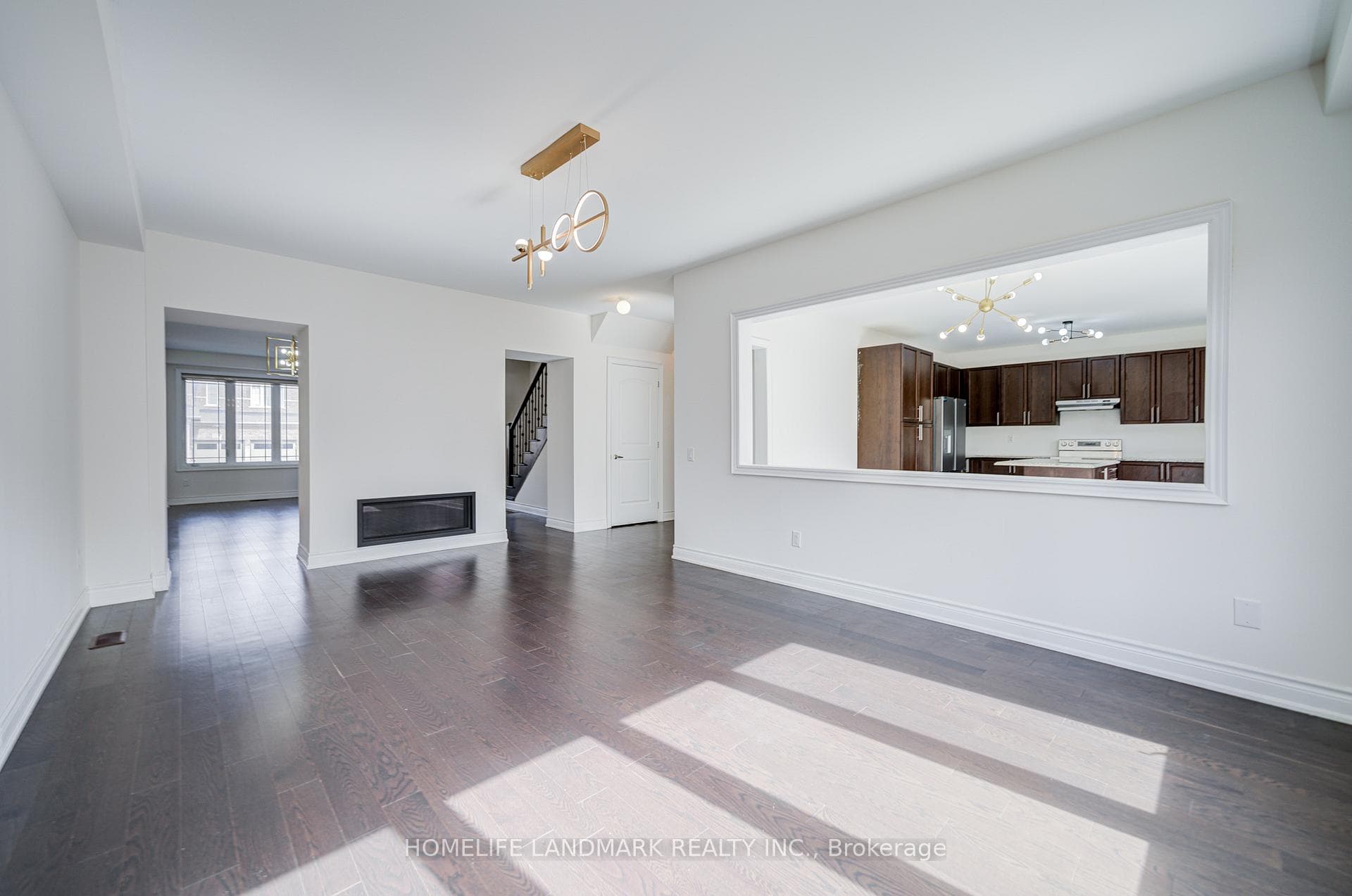 95 Walter English Drive photo 15
