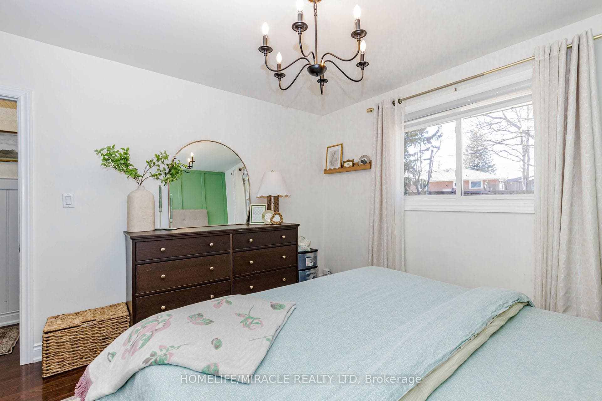 403 Delrex Boulevard photo 21