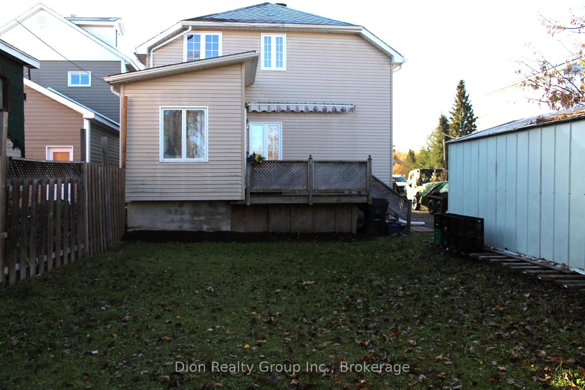 32 Rand Avenue photo 37