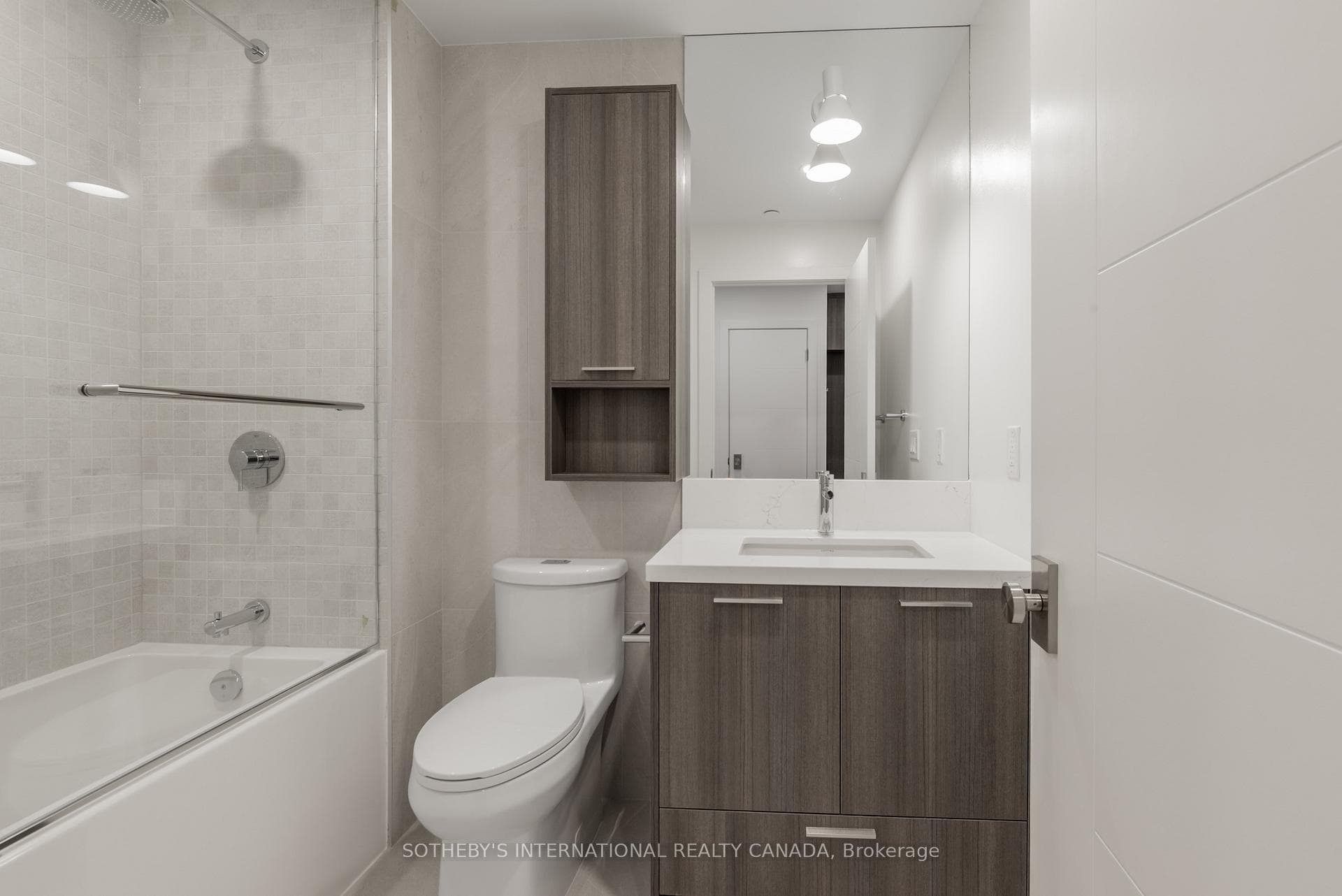 31 York Garden Way Unit 1403 photo 10