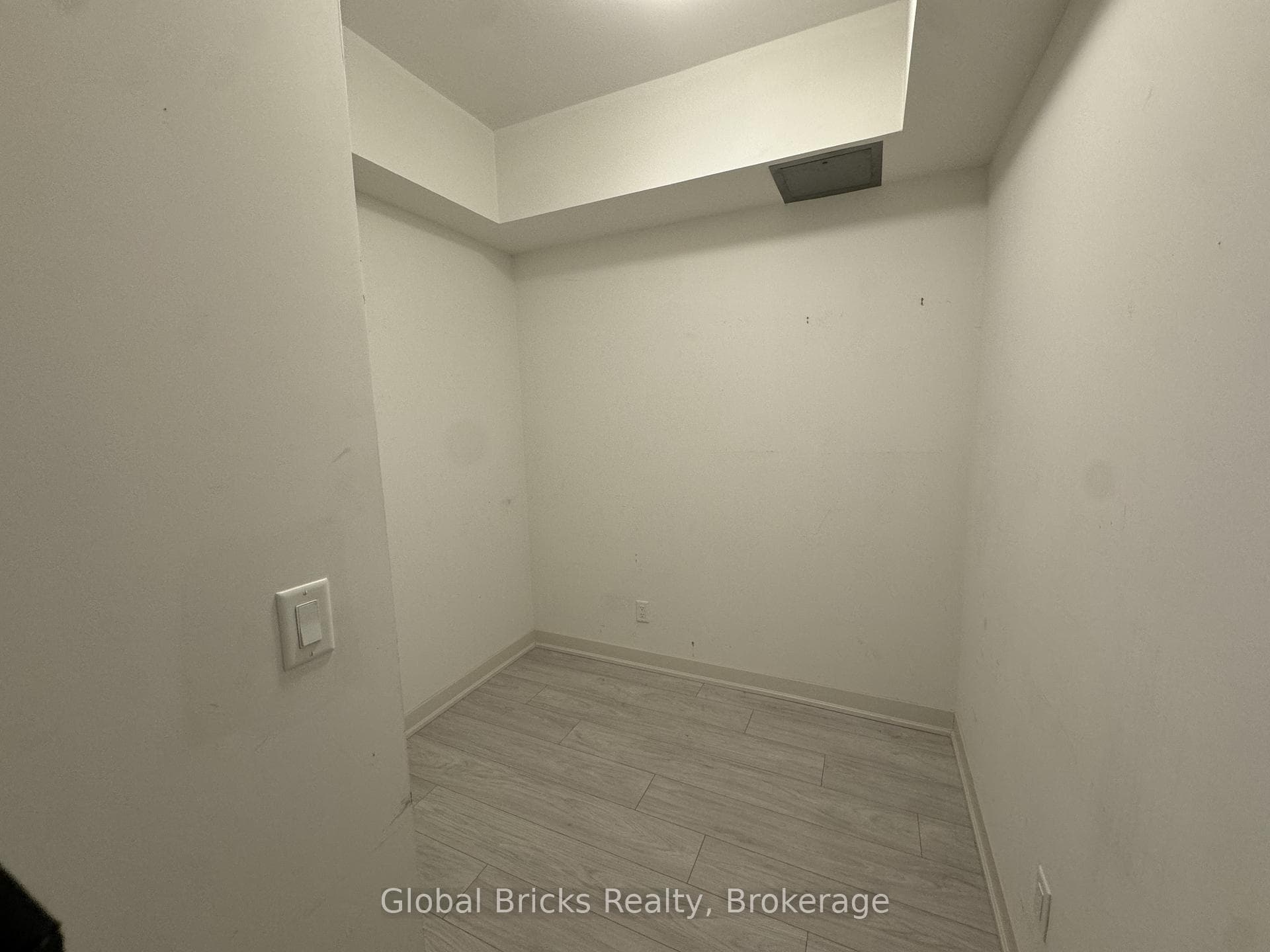 90 Glen Everest Road Unit 304 photo 7