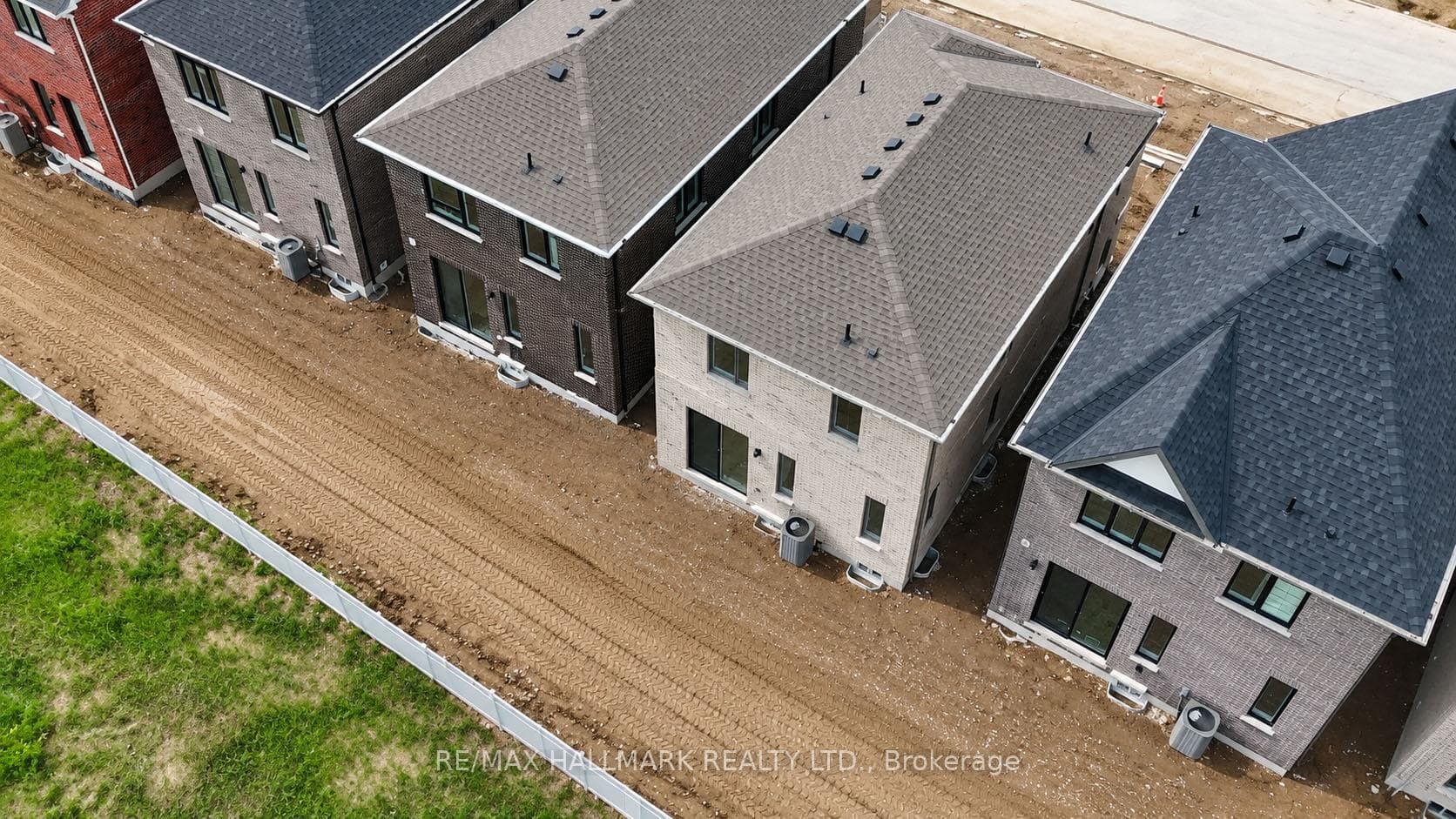 15 Foxley Heights photo 38