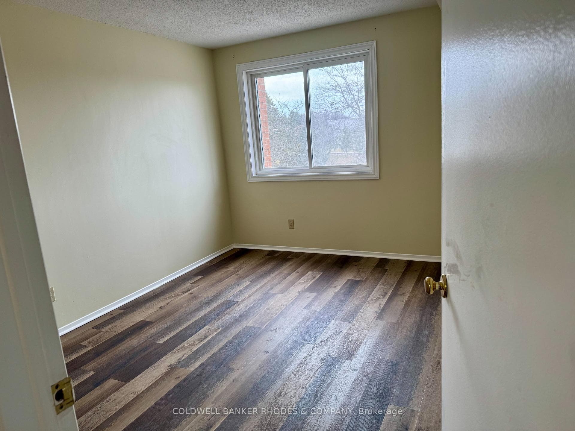 325 Centrum Boulevard Unit 302 photo 7