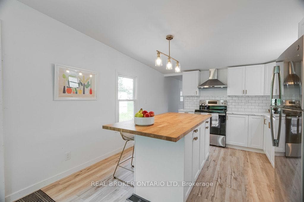 113 Oak Street photo 13