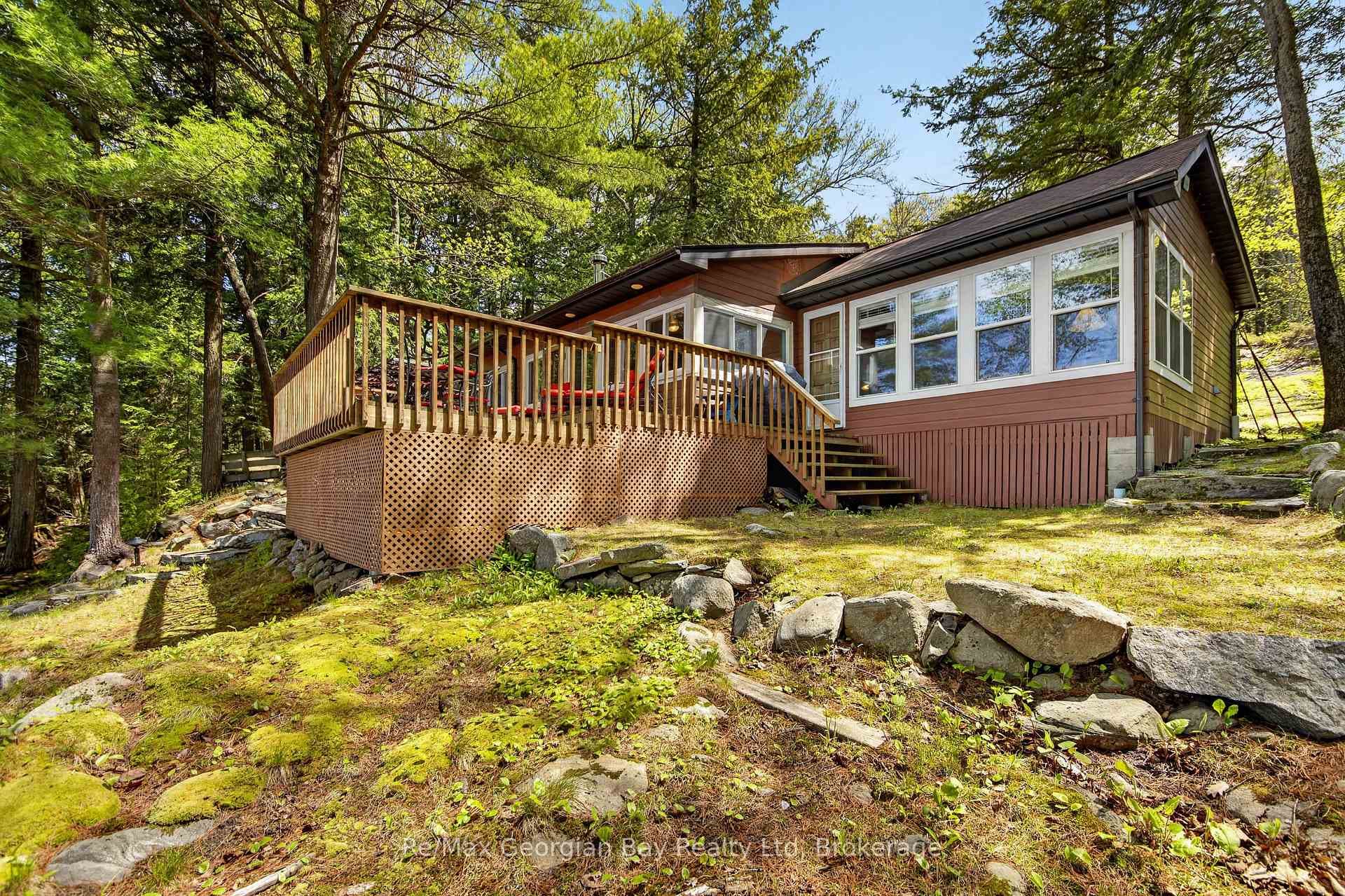 87 Moccasin Trail photo 26