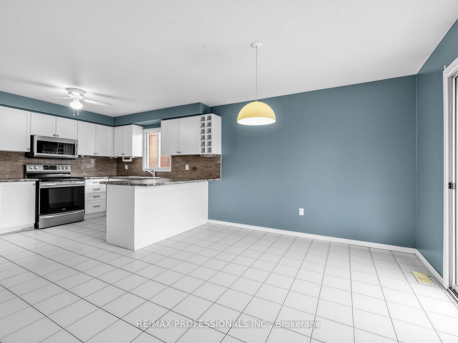 5 Coates Crescent photo 8
