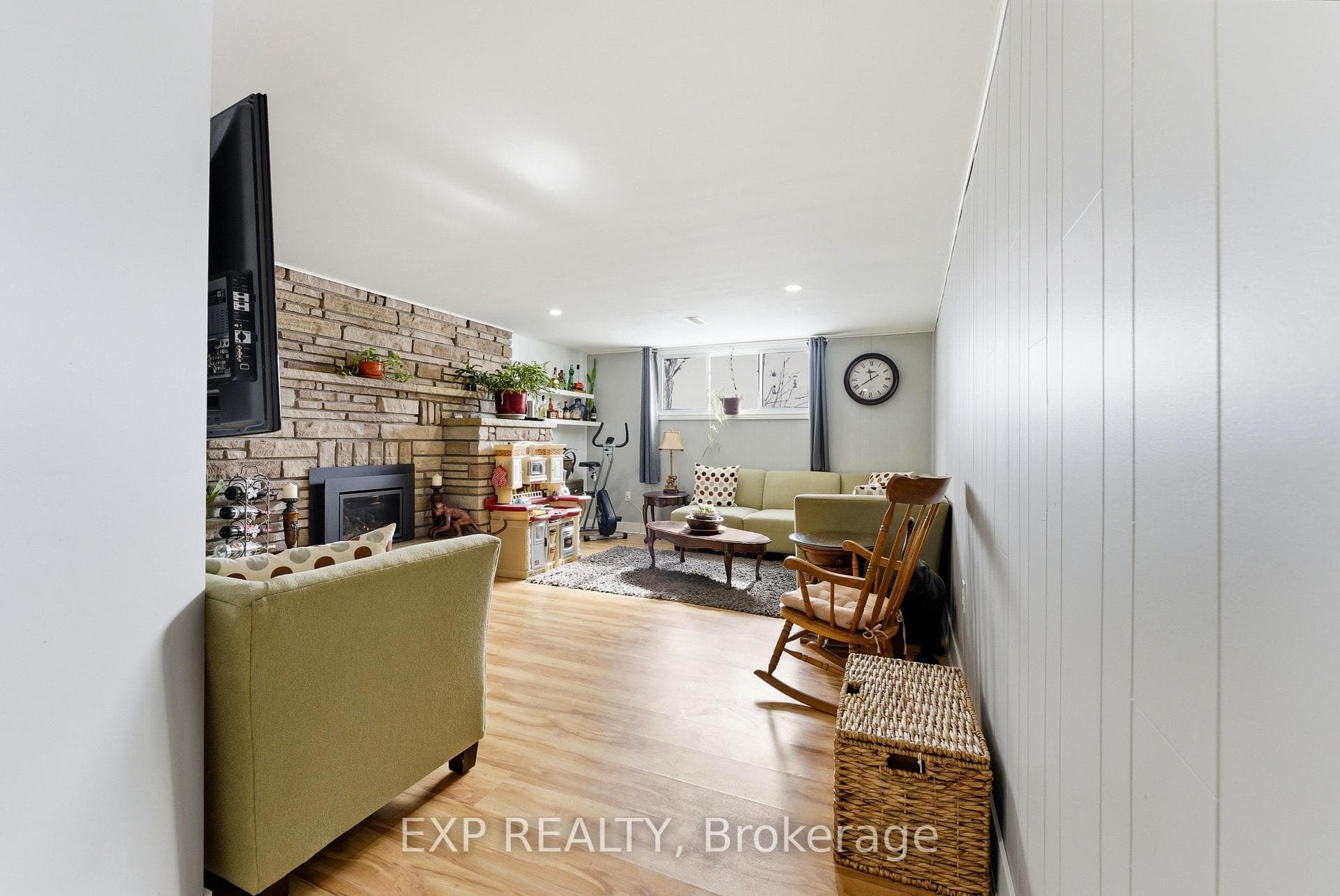 56 Graham Street photo 25