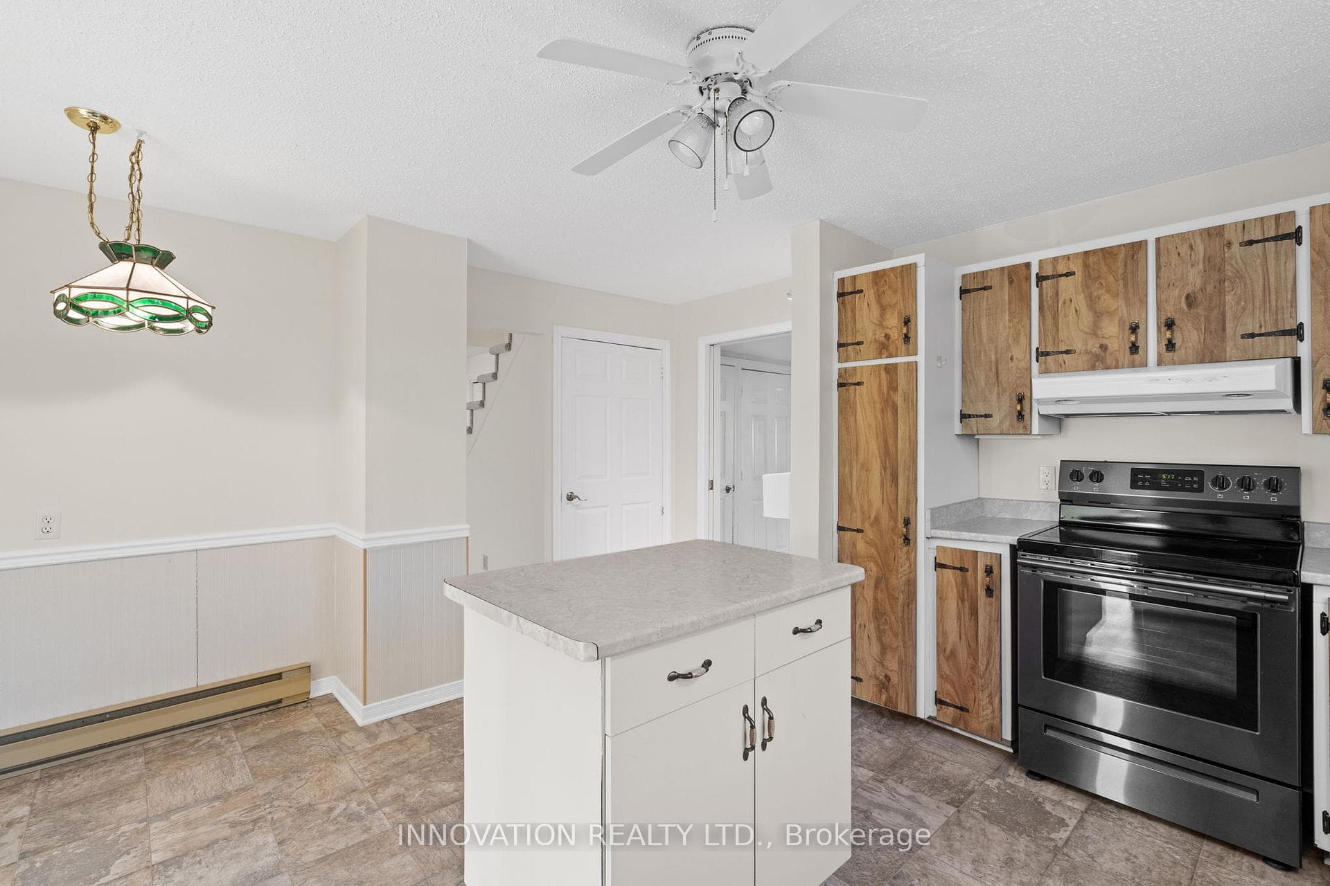 108 Crossland Drive photo 20