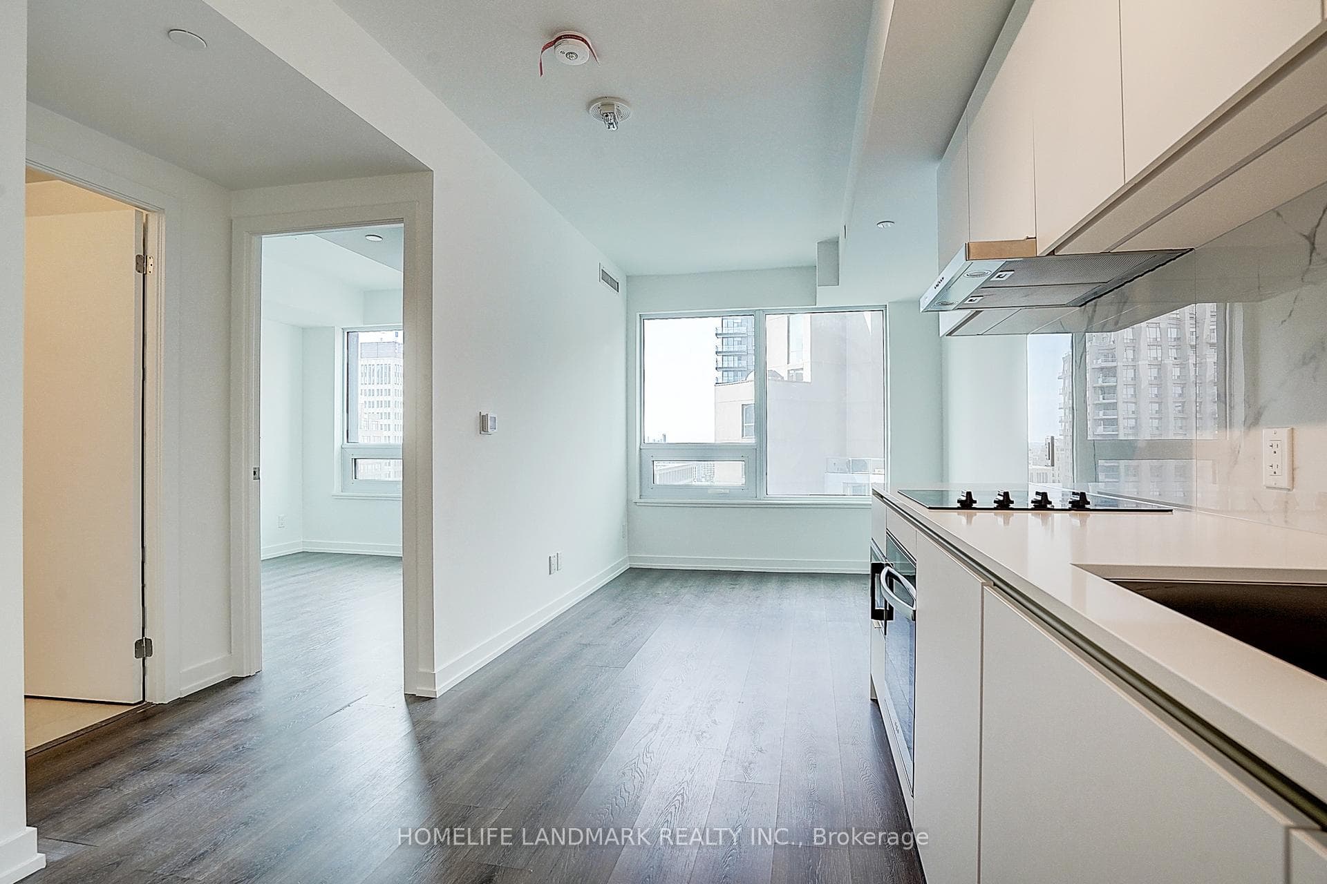 8 Wellesley Street Unit 2701 photo 7