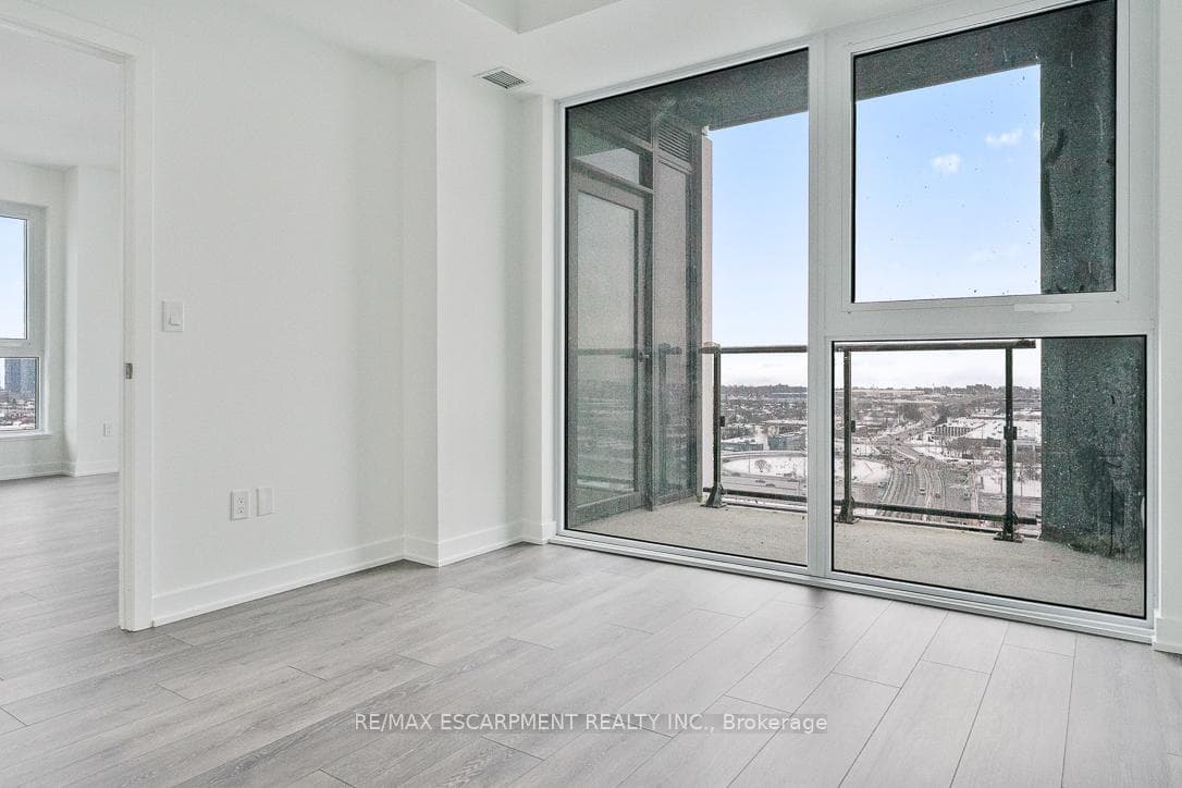 1007 The Queensway N/A Unit 1504 photo 20