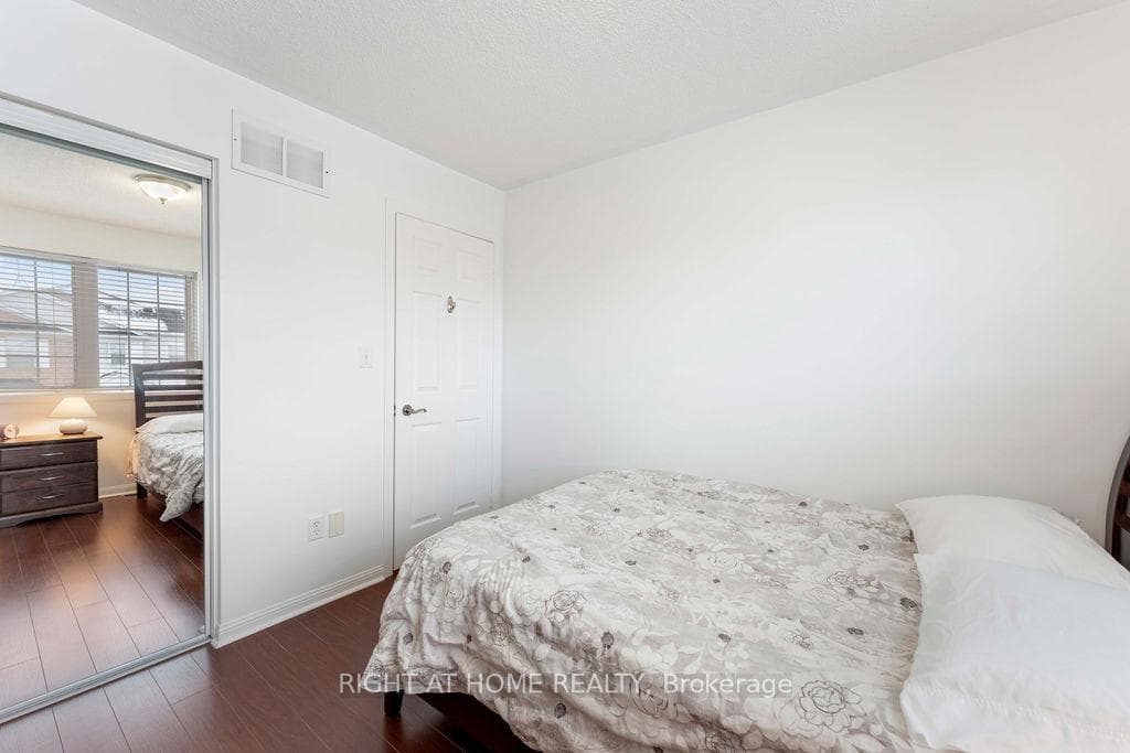 712 Edwards Avenue photo 17