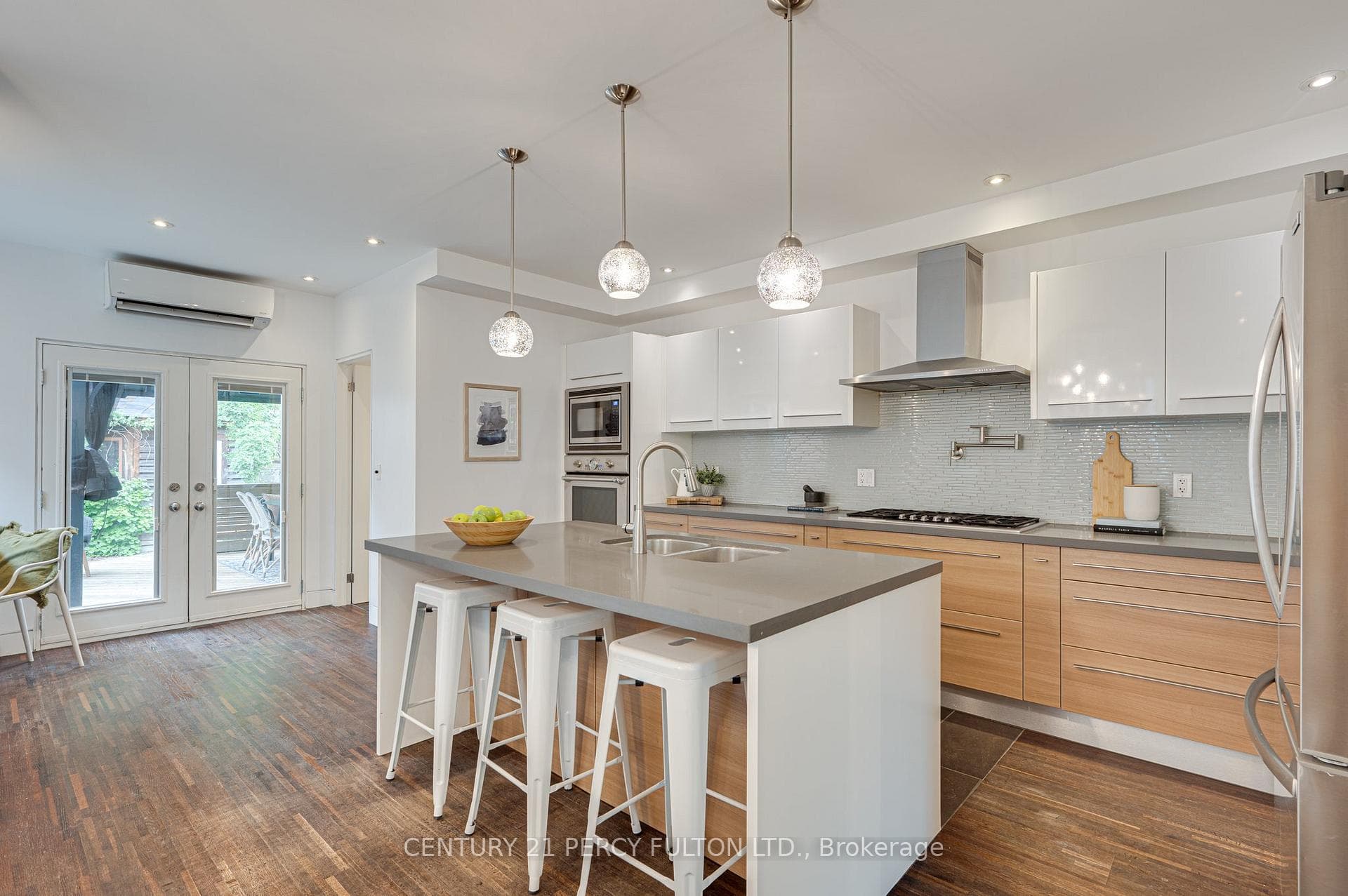 22 Columbine Avenue photo 13
