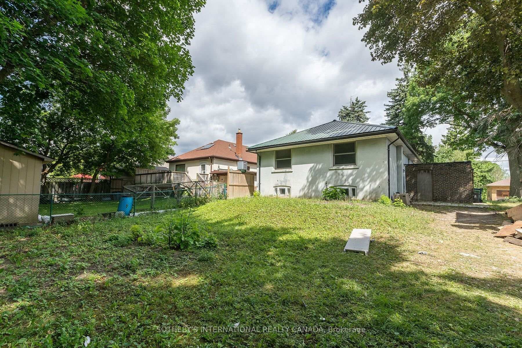 17 Ayre Point Road photo 33