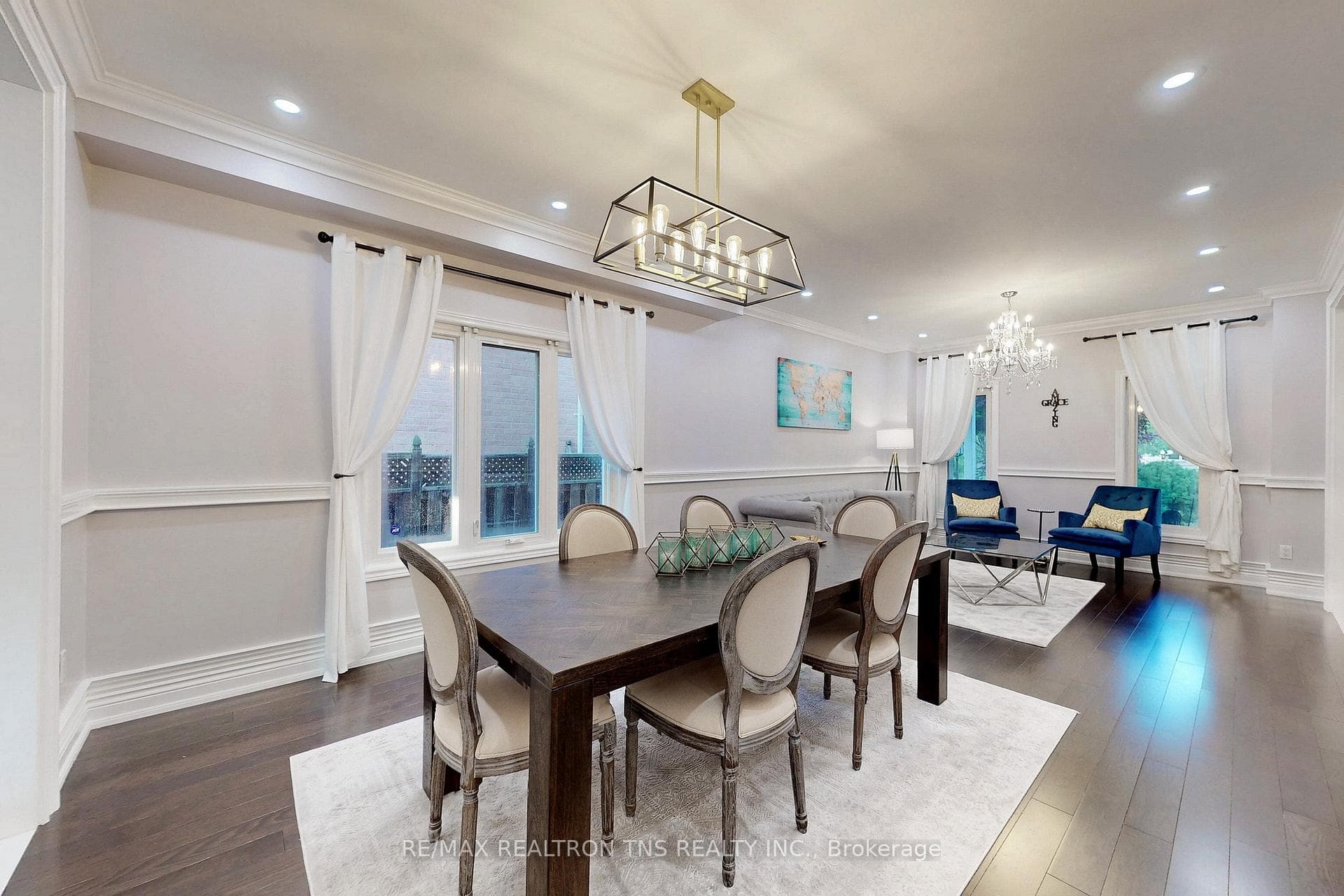 119 Golden Tulip Crescent photo 9