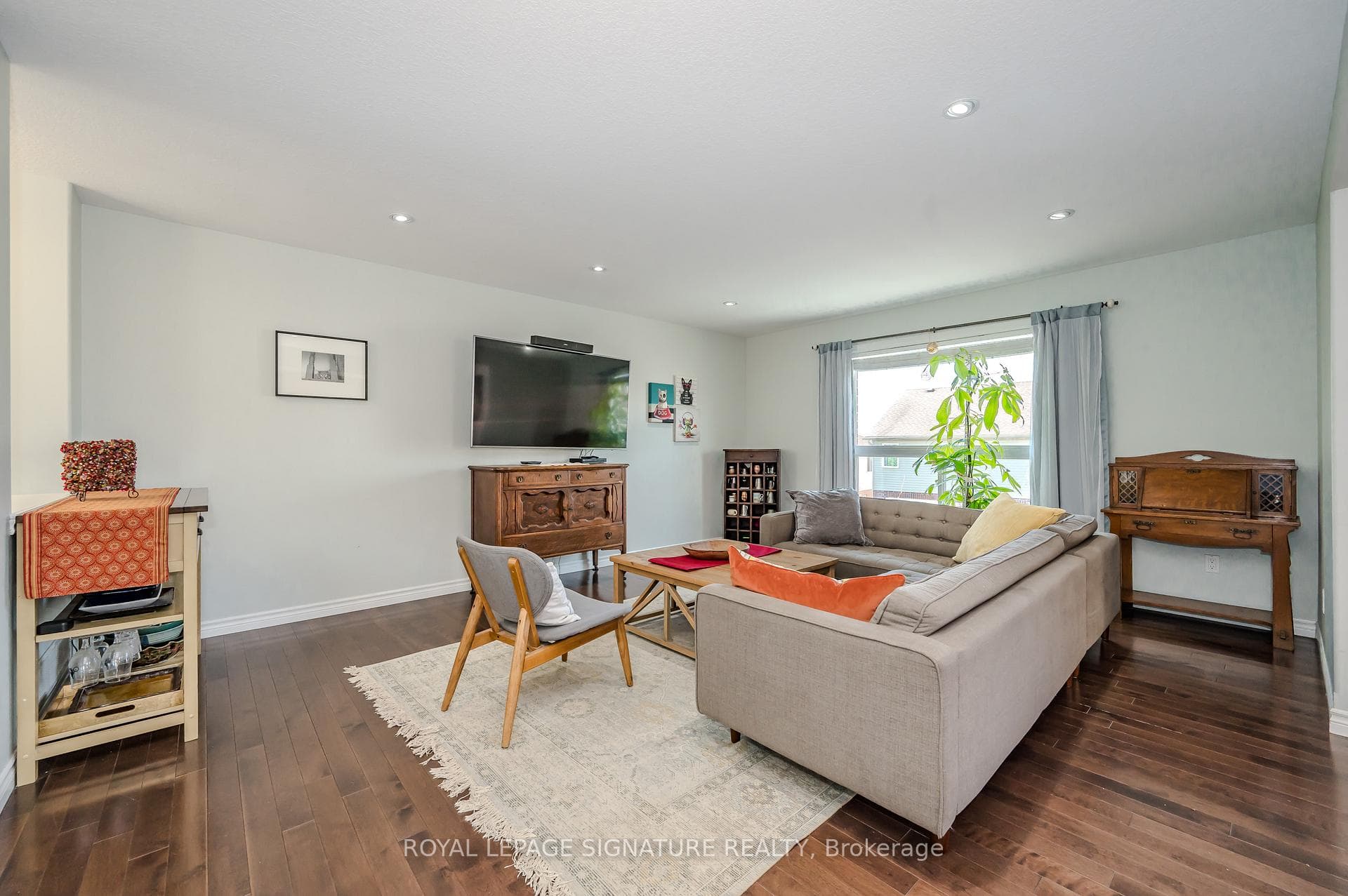 38 Hebert Street photo 5