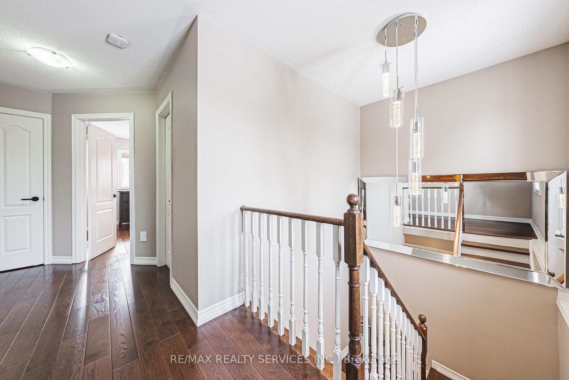 16 Twin Willow Crescent photo 16