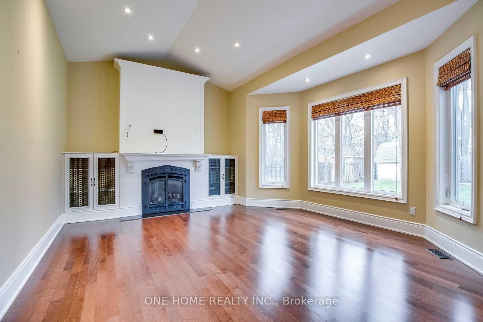 1263 Devon Road photo 12