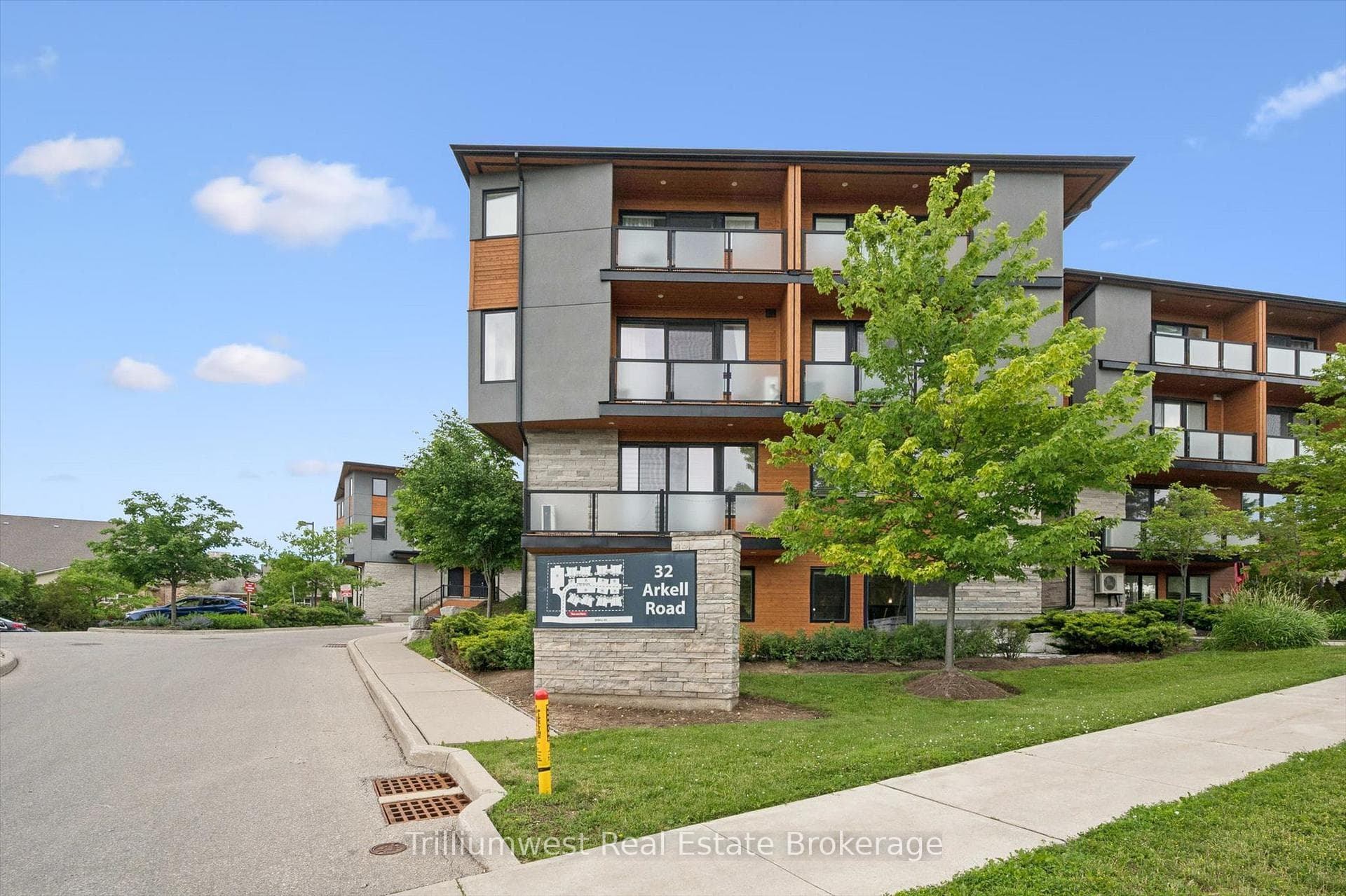 32 Arkell Road Unit 9 photo 1