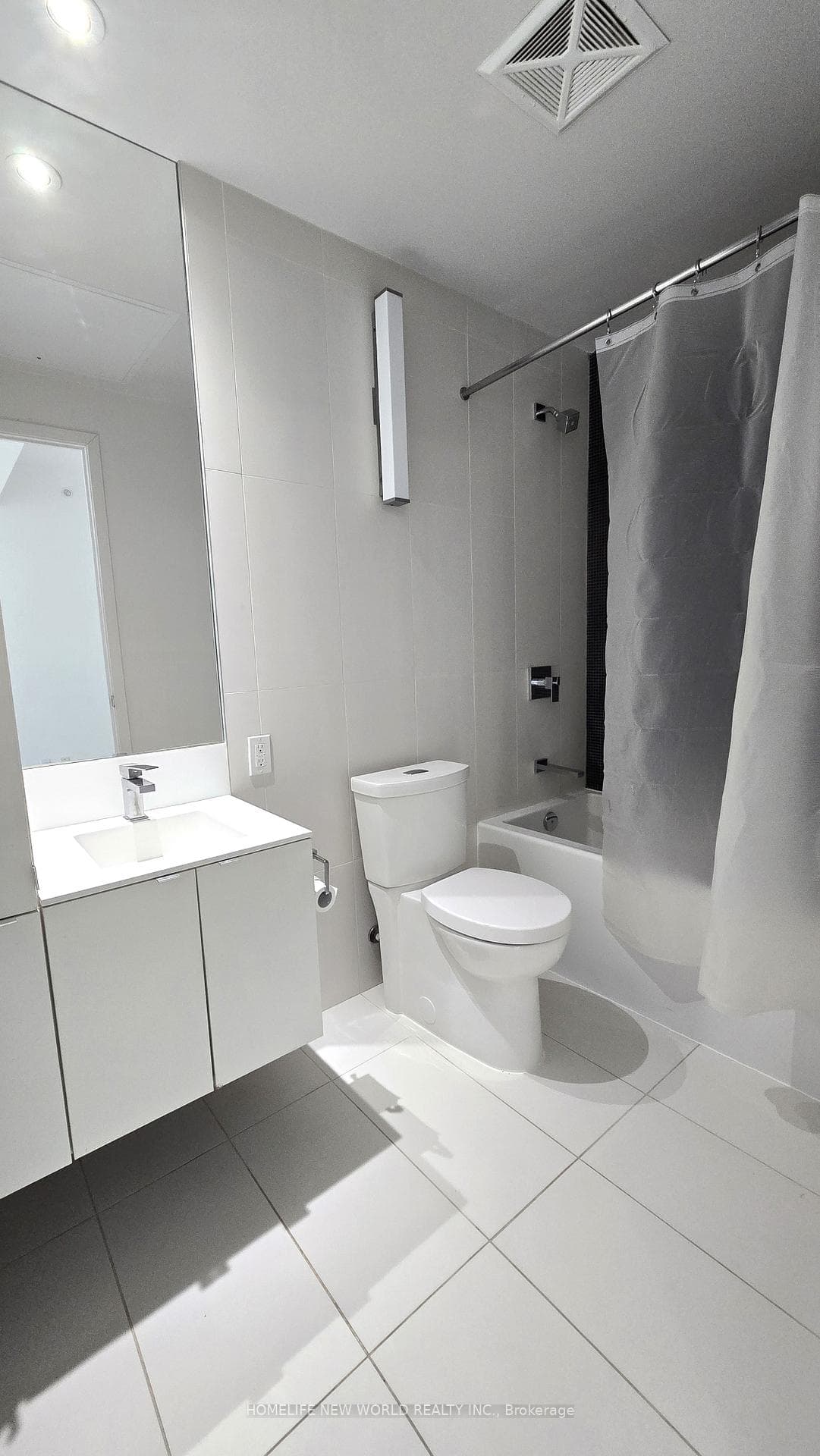 125 Peter Street Unit 1213 photo 7