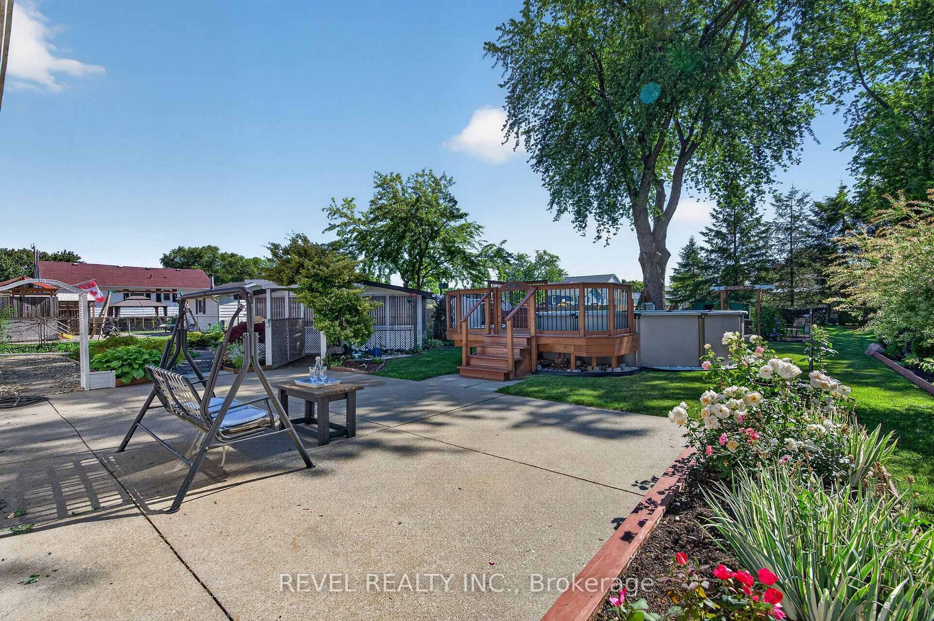 1804 St. Anne Street photo 36