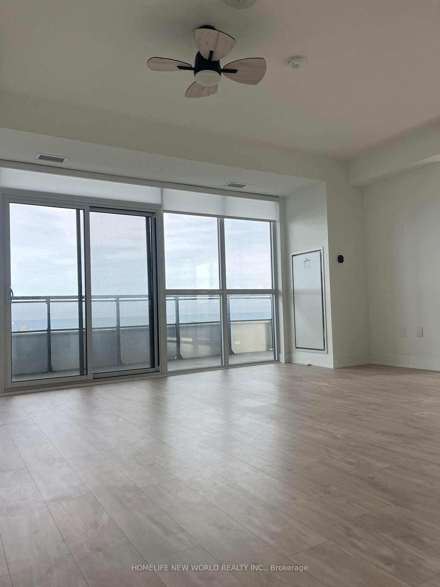 65 Annie Craig Drive Unit 609 photo 9