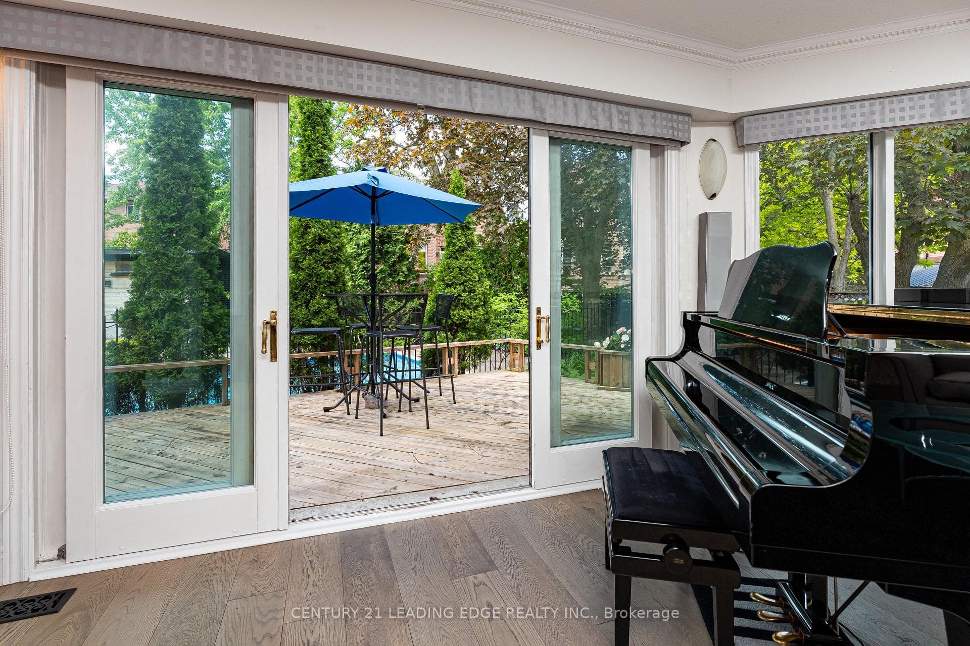 20 Solway Court photo 12