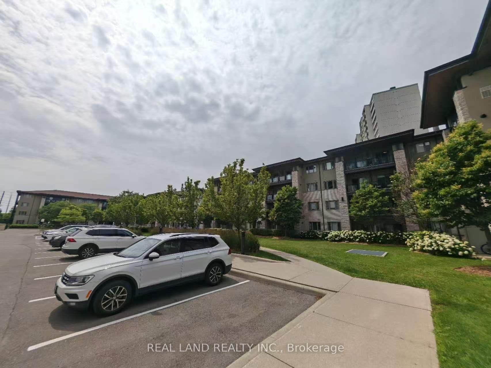 570 Lolita Gardens Unit 127 photo 2
