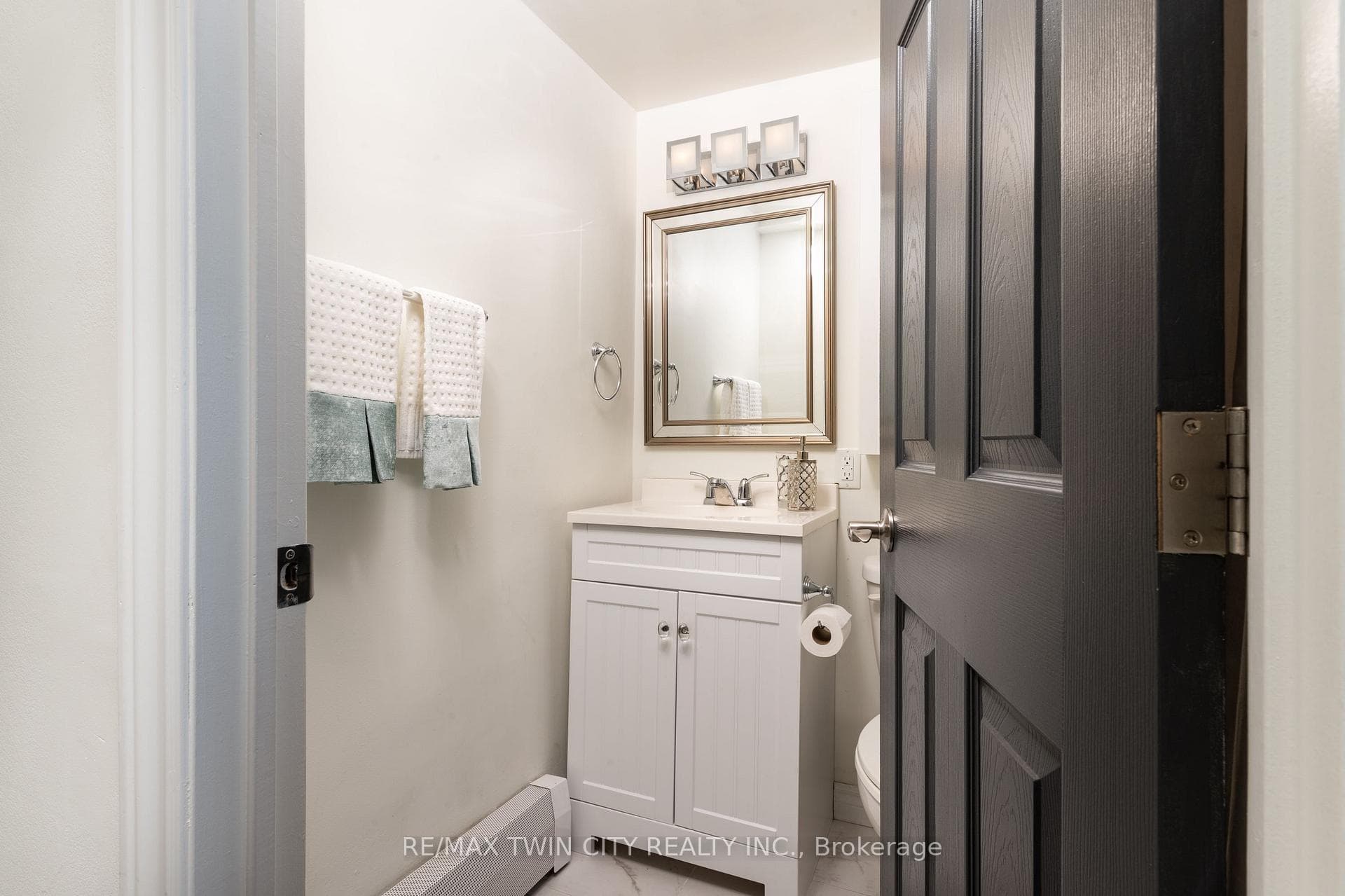 200 Charlton Avenue Unit 303 photo 14