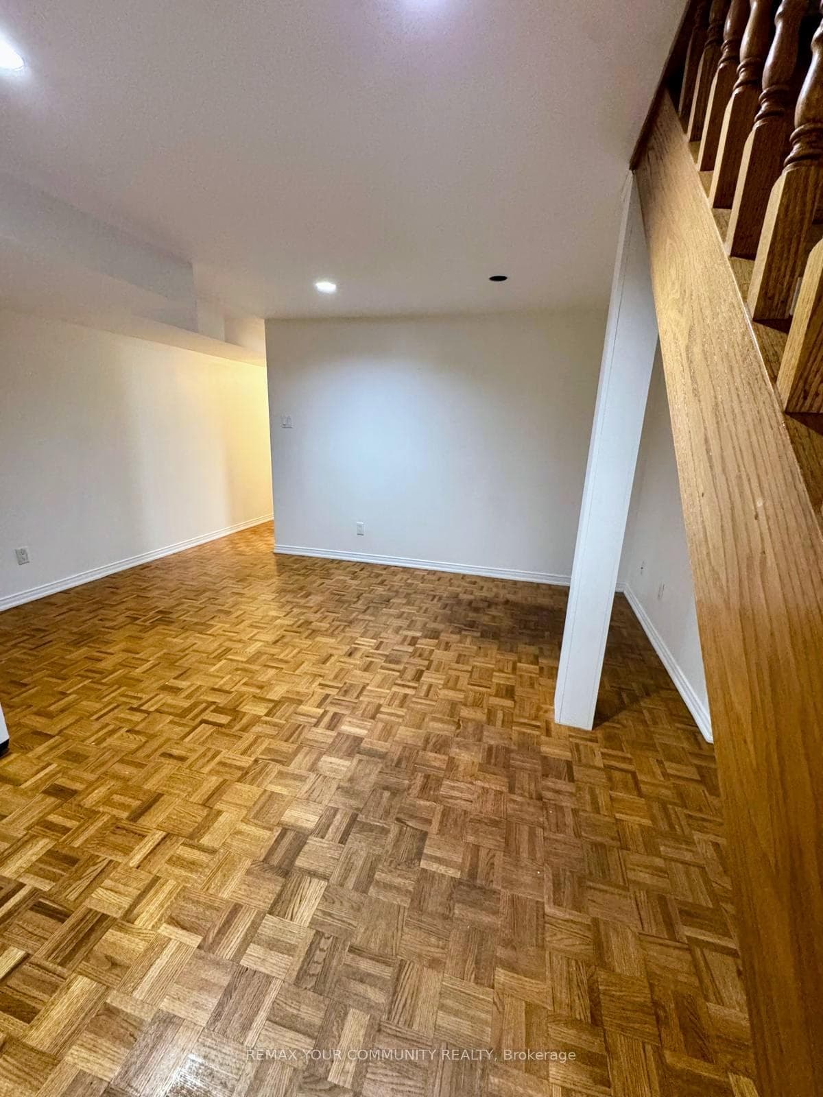 317 Boon Avenue photo 8