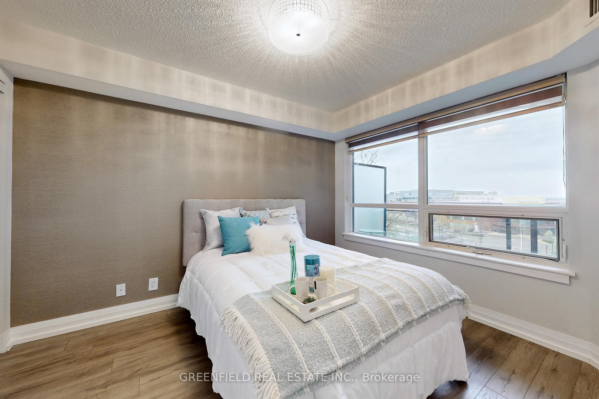 1060 Sheppard Avenue Unit 521 photo 15