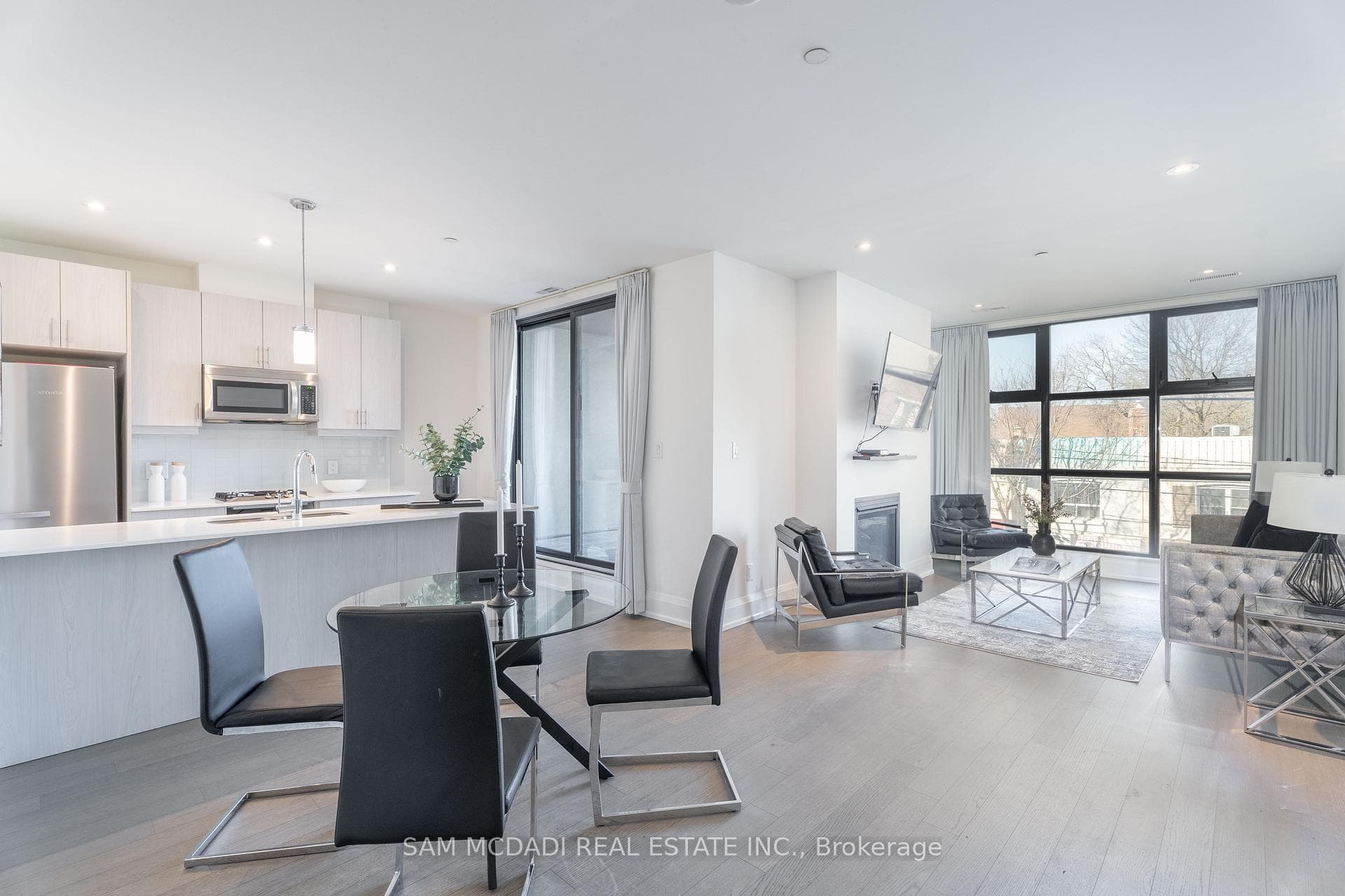 365 Beech Avenue Unit 210 photo 6